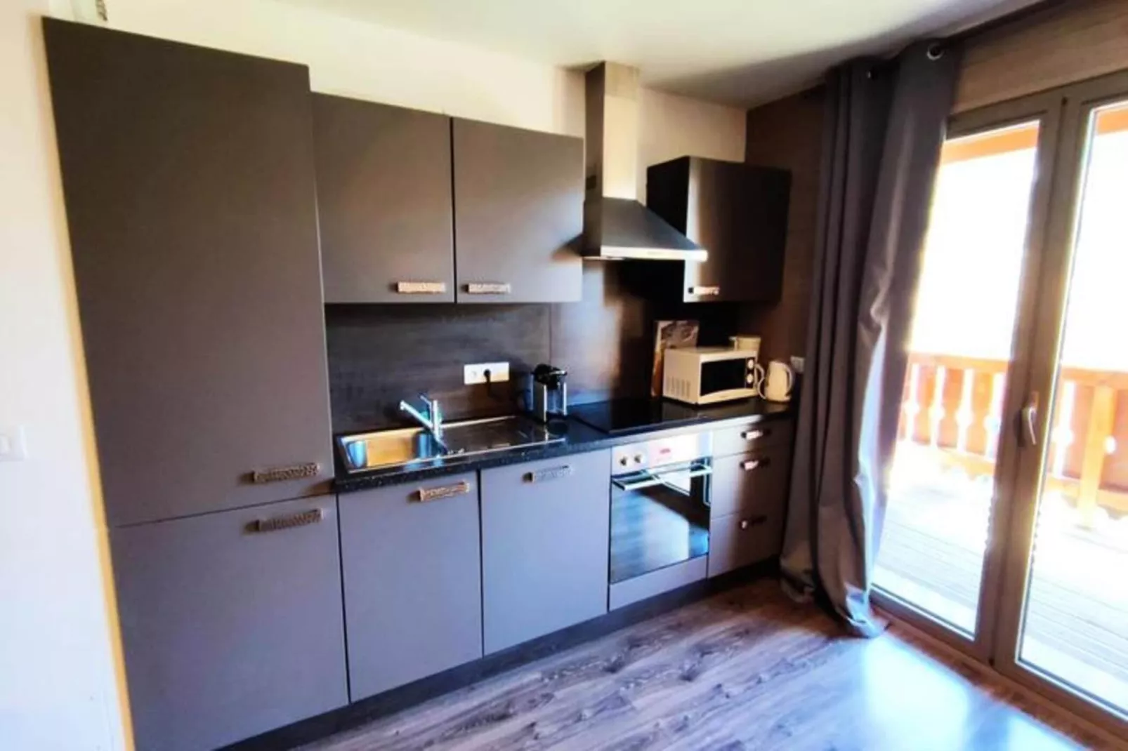 Résidence Ch Harrod's 5-Buitenkant zomer