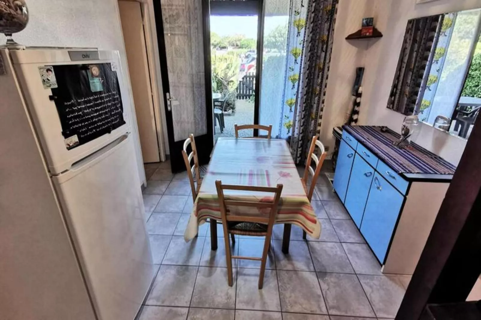 Résidence Village Merlin-Eetkamer