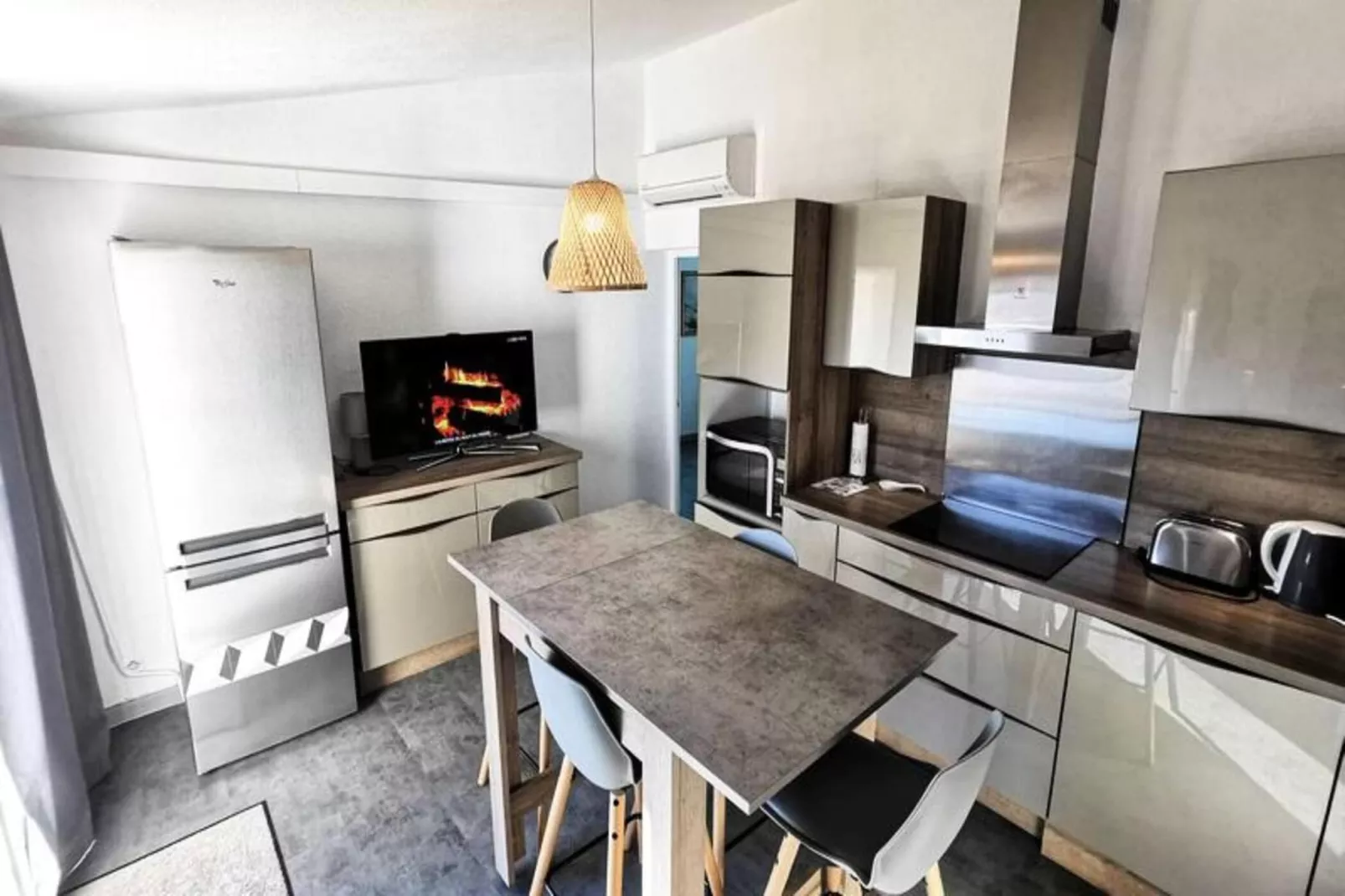 Résidence Les Zodiaques-Eetkamer