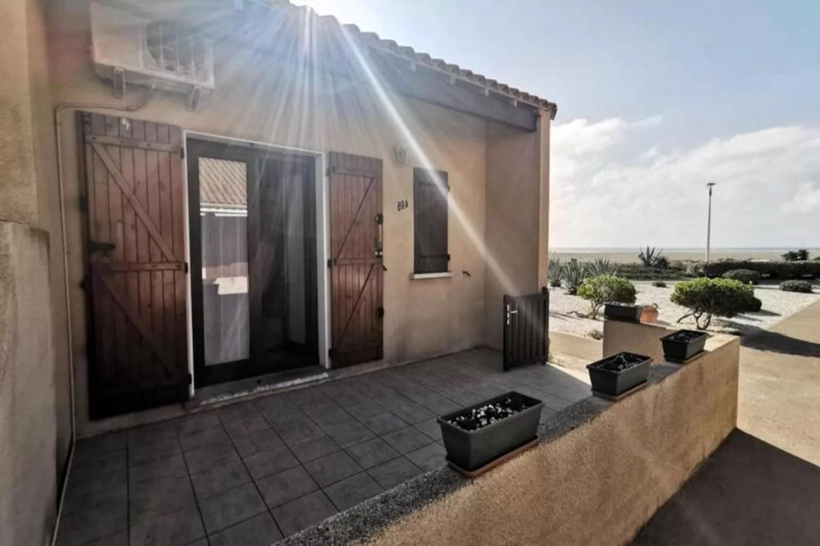 Résidence Grande Bleue-Buitenkant zomer