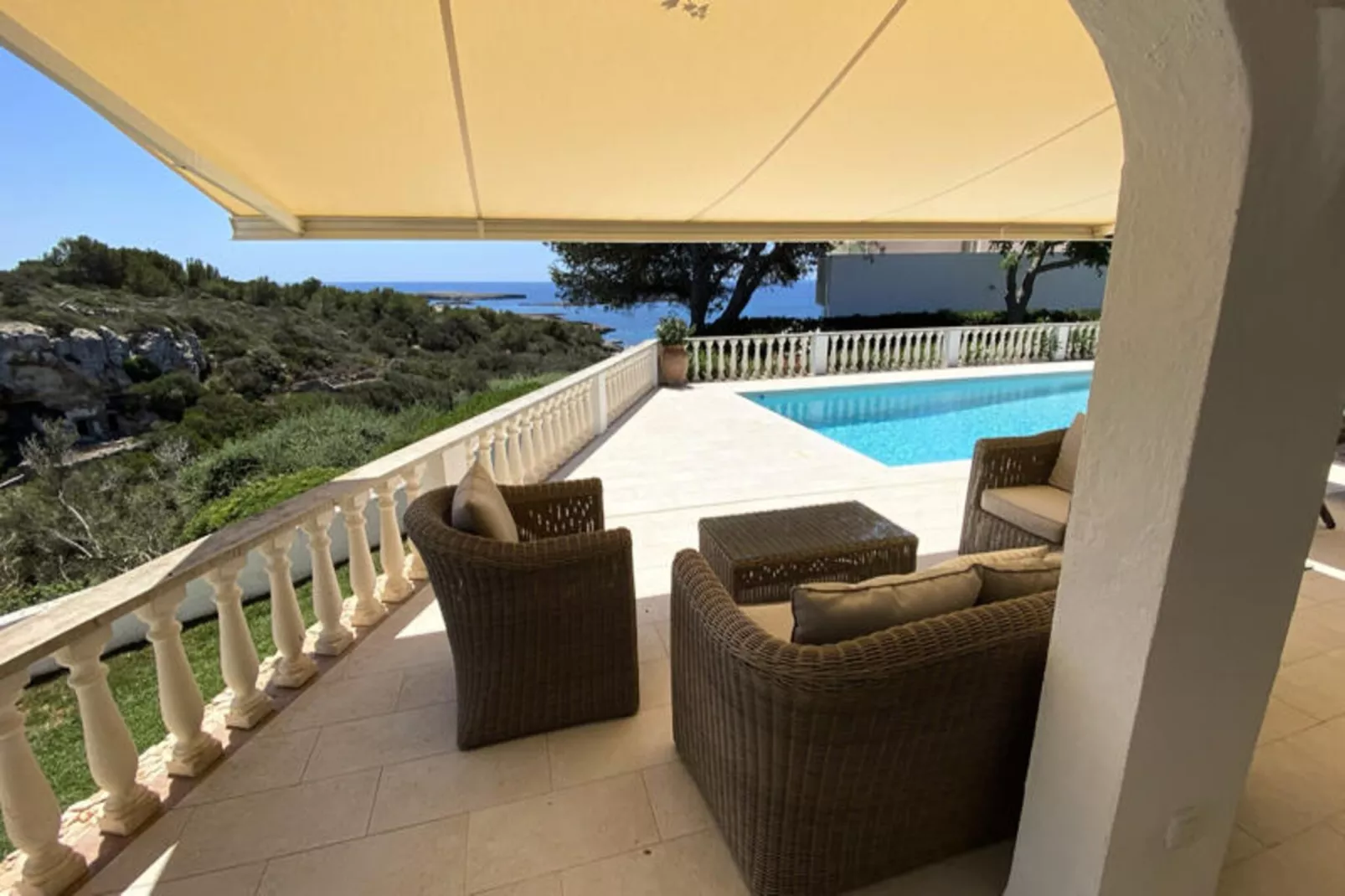 Maison à Binisafuller-Image-tags.