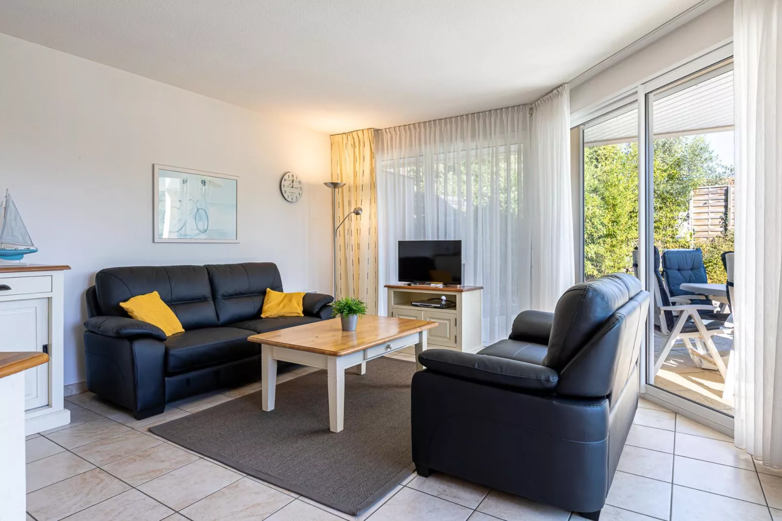 Acacia 6 with pool-Woonkamer