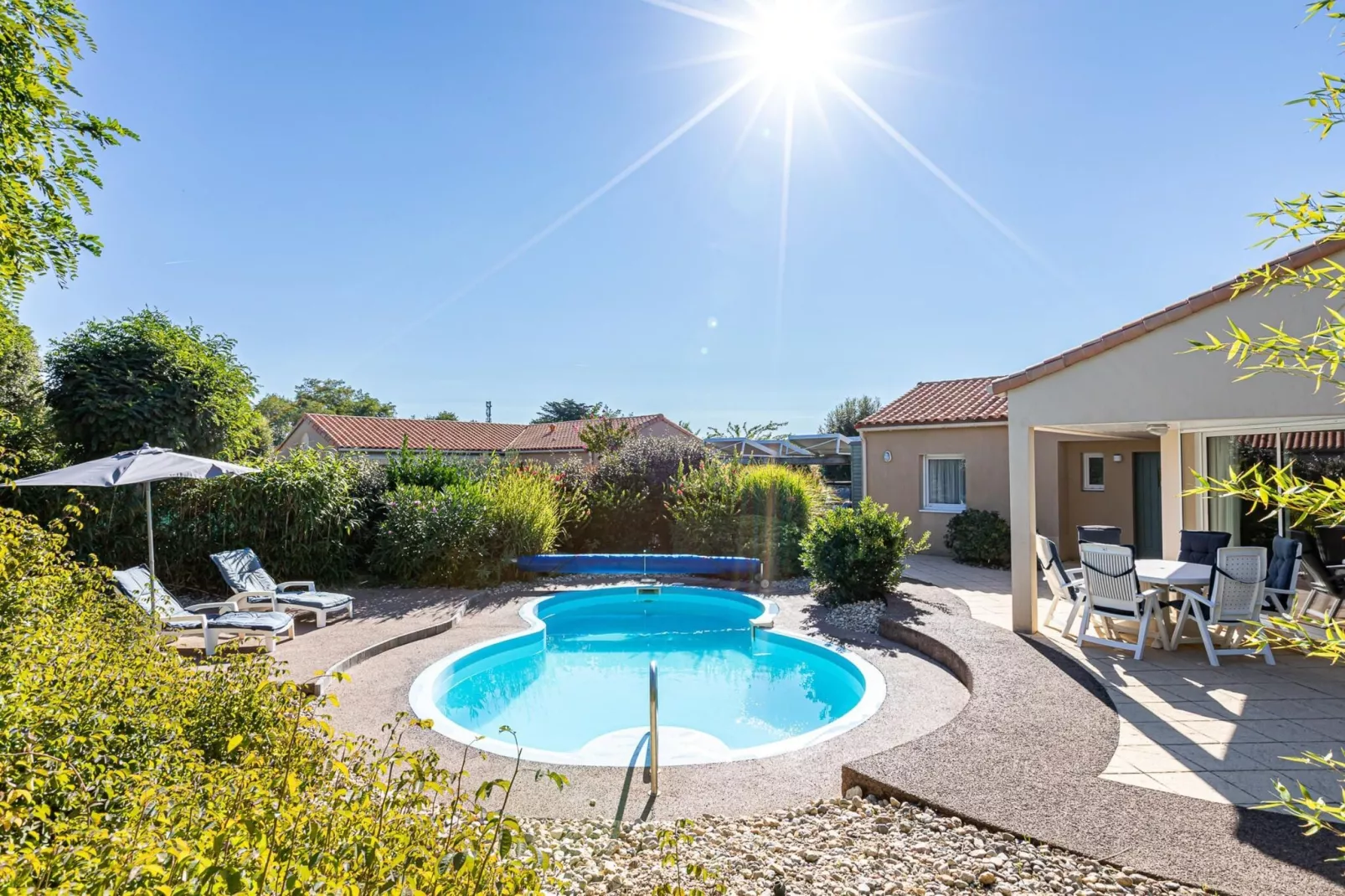 Acacia 6 with pool-Tuinen zomer