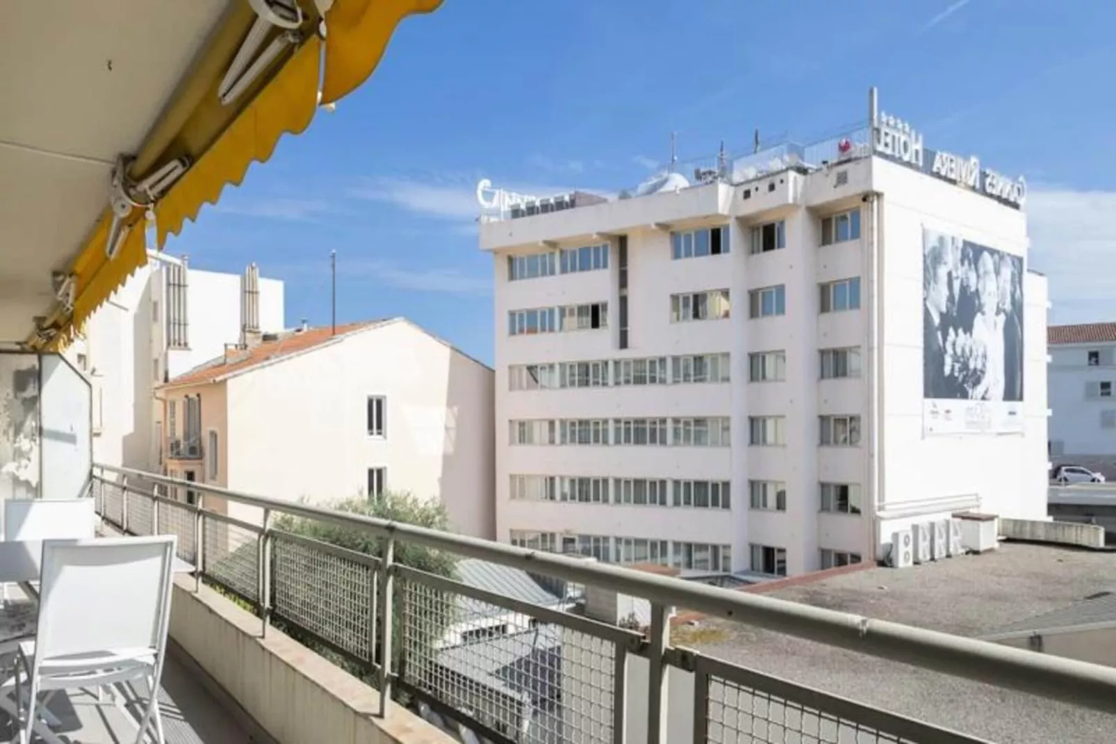 Résidence We &hearts; Cannes ! Cosy 3 Pi&egrave;ces Tout Confort Avec Terrasse Cannes Centre-Buitenkant zomer