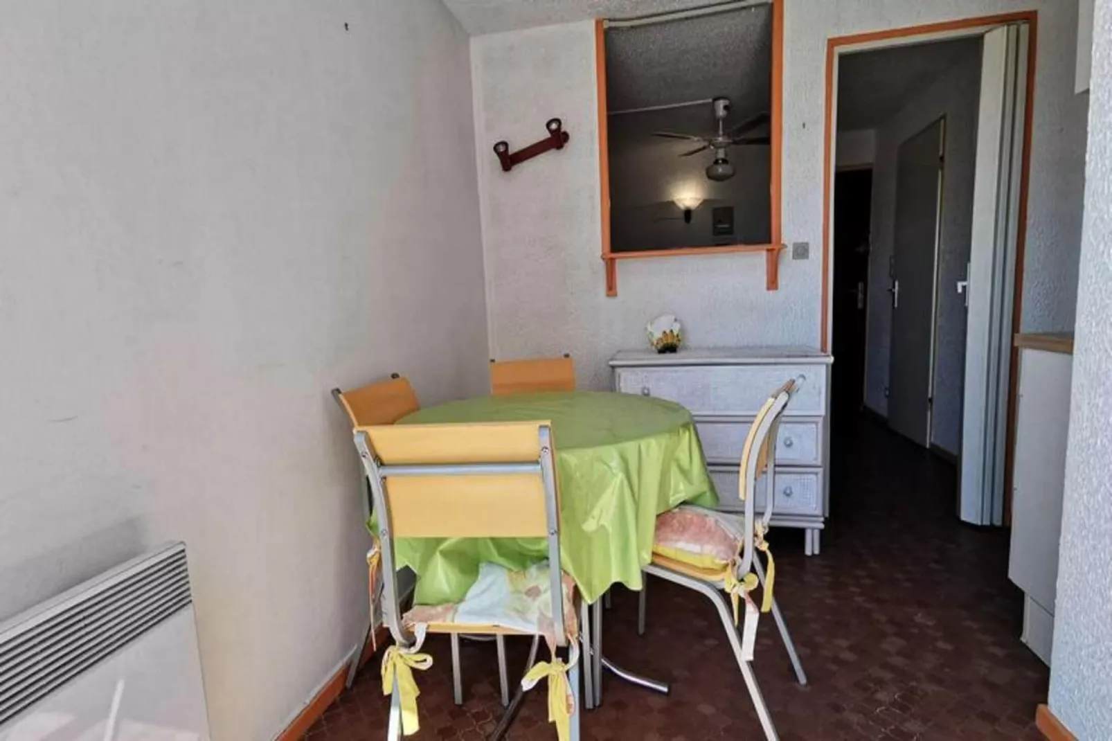 Residence De La Plage-Eetkamer