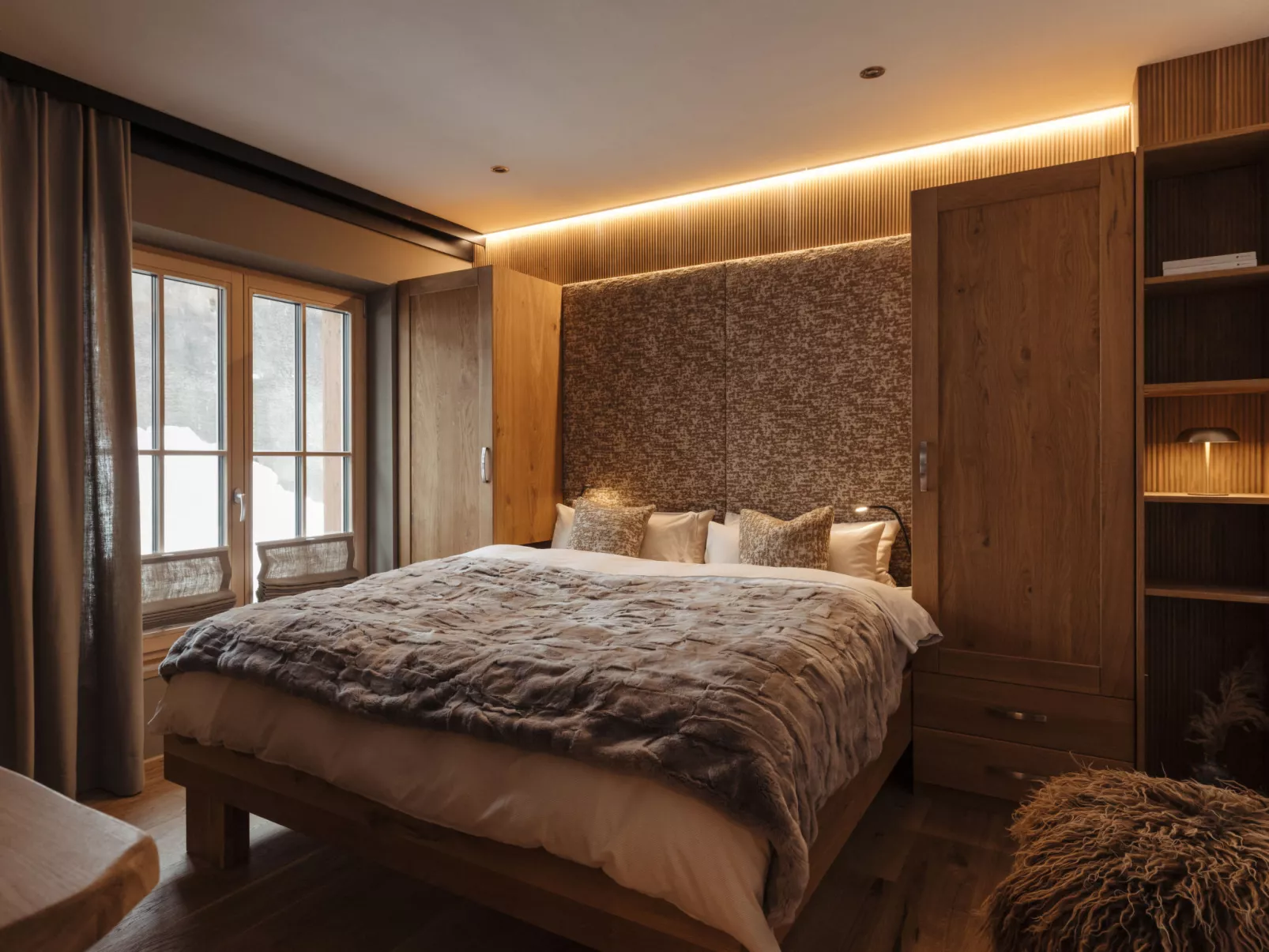 Royal Mountain Lodge-Binnen