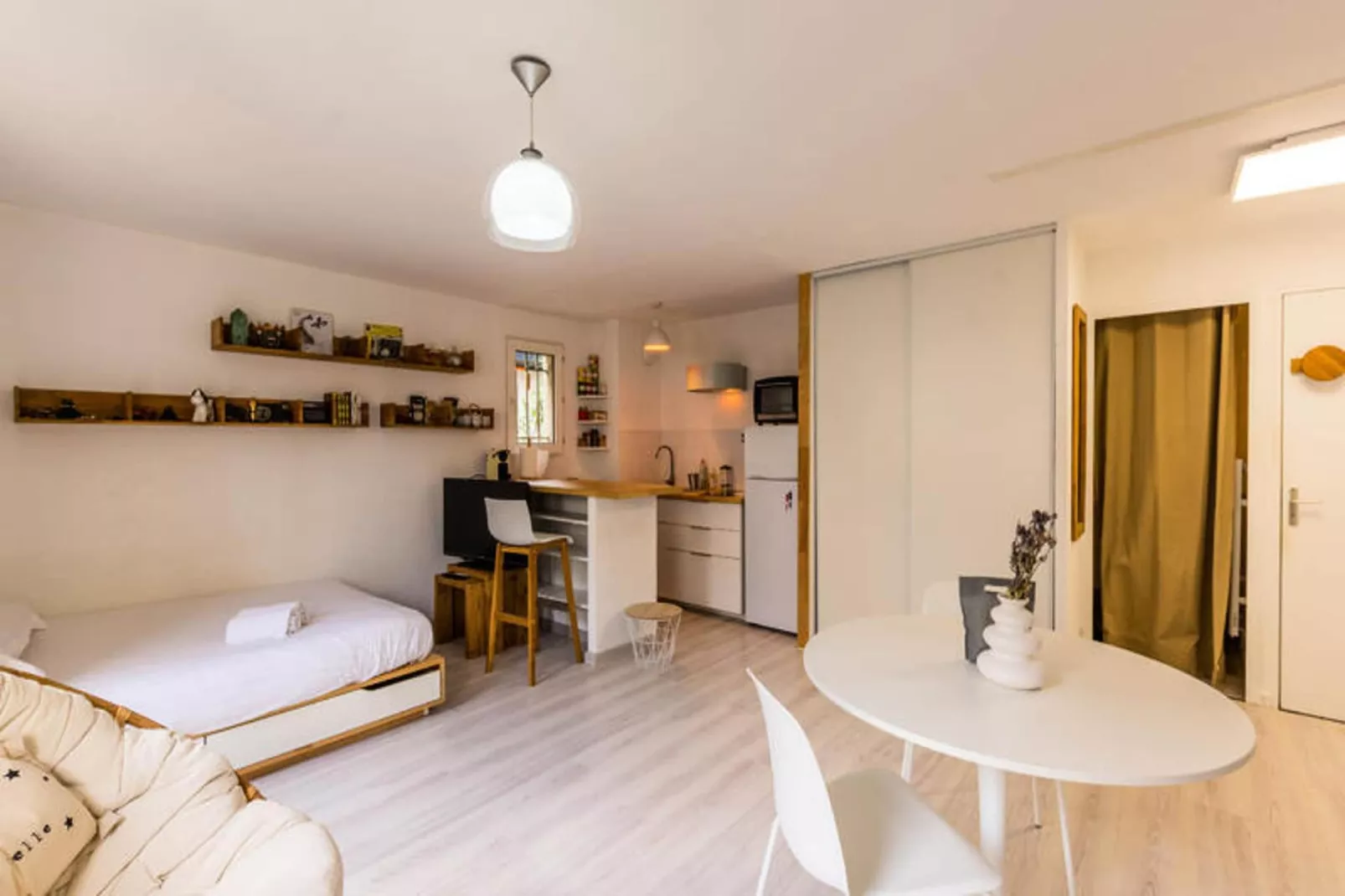 Studio à Montpellier-Eetkamer