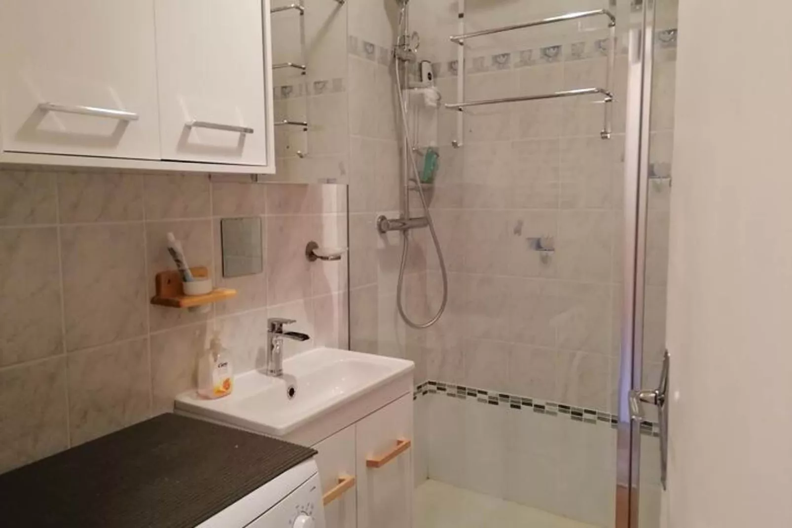 Résidence Les Gentianes-Badkamer