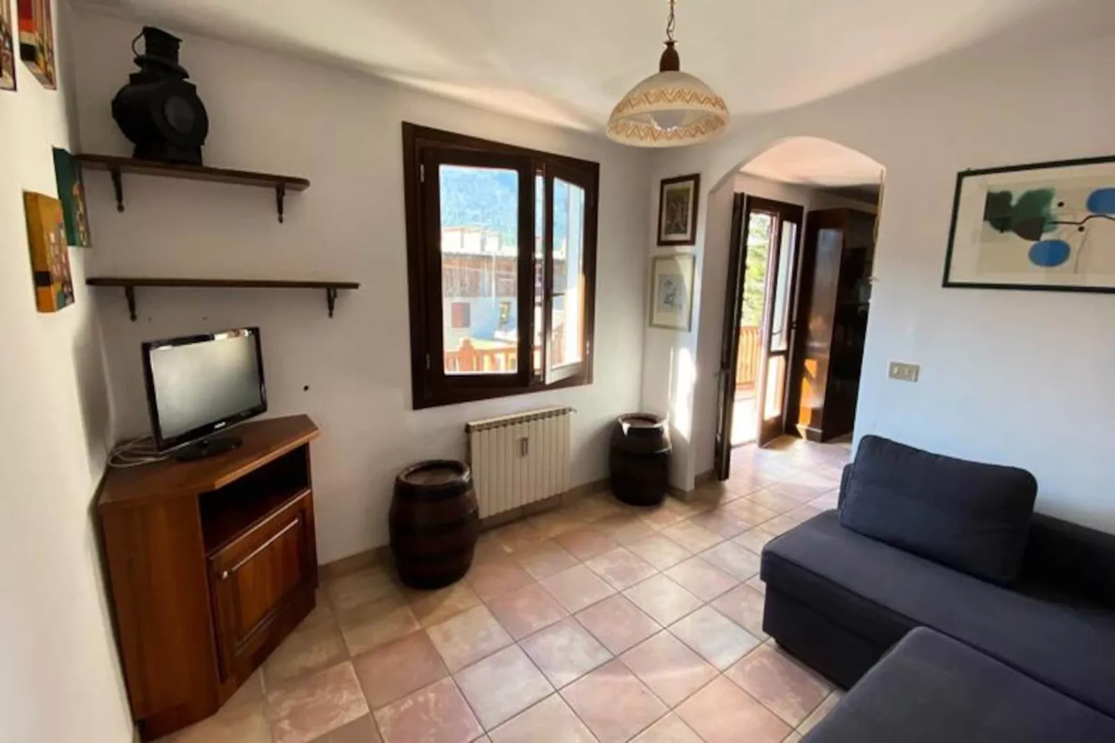 Chalet Carlines-Image-tags.