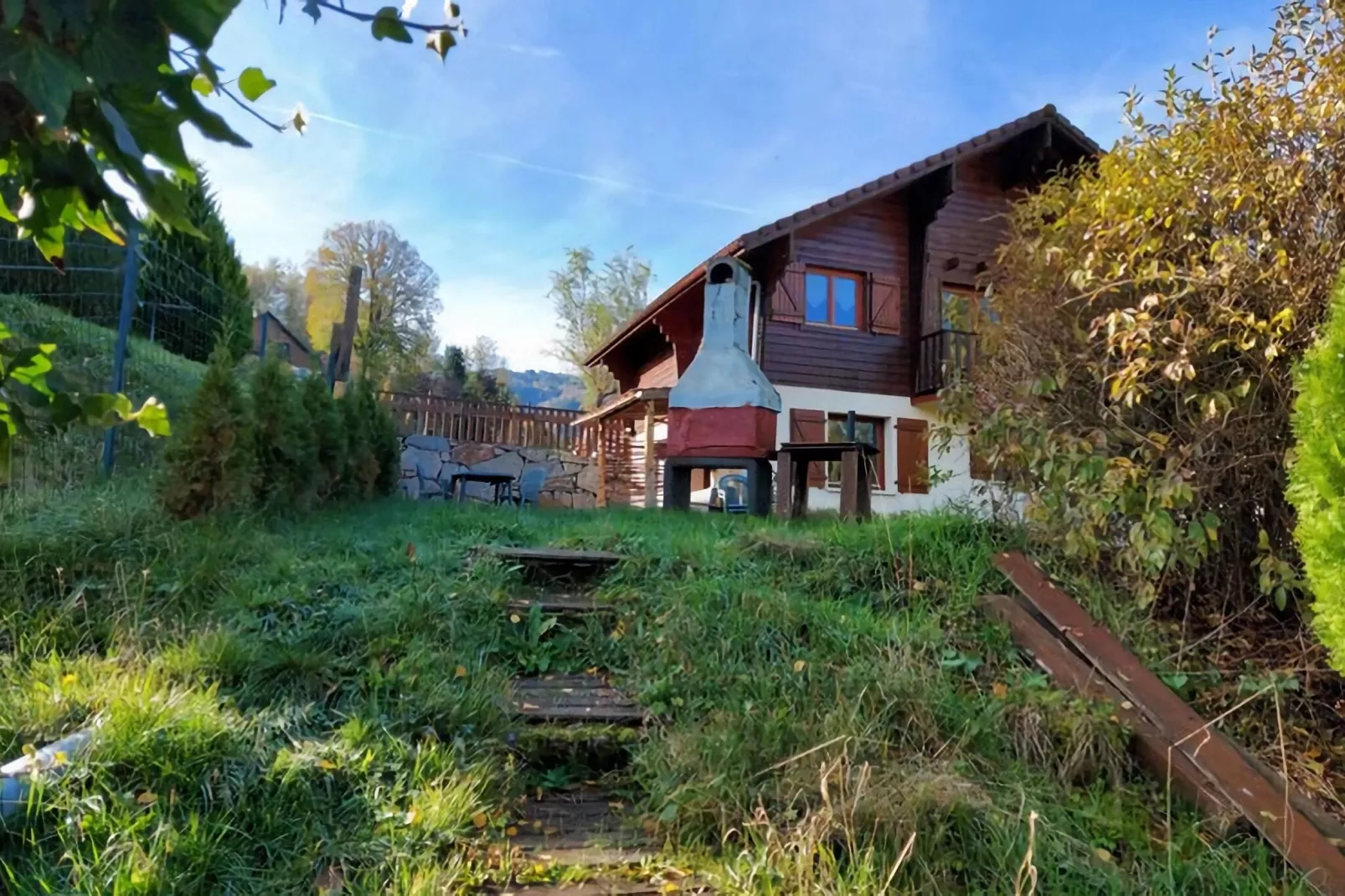 L'Aigle chalet ensemble - Saint-Maurice-sur-Moselle-Buitenkant zomer