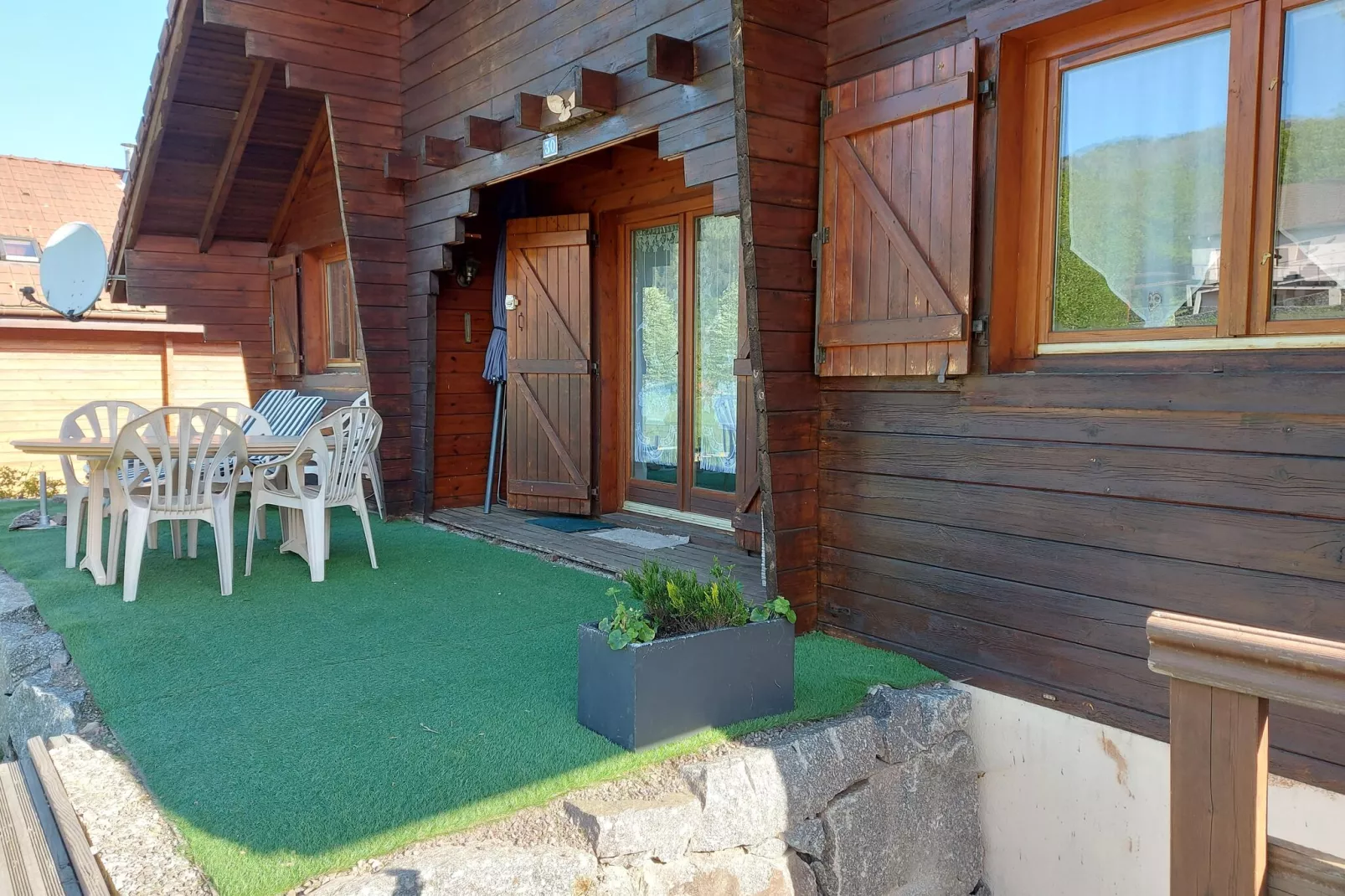 L'Aigle chalet ensemble - Saint-Maurice-sur-Moselle-Terrasbalkon