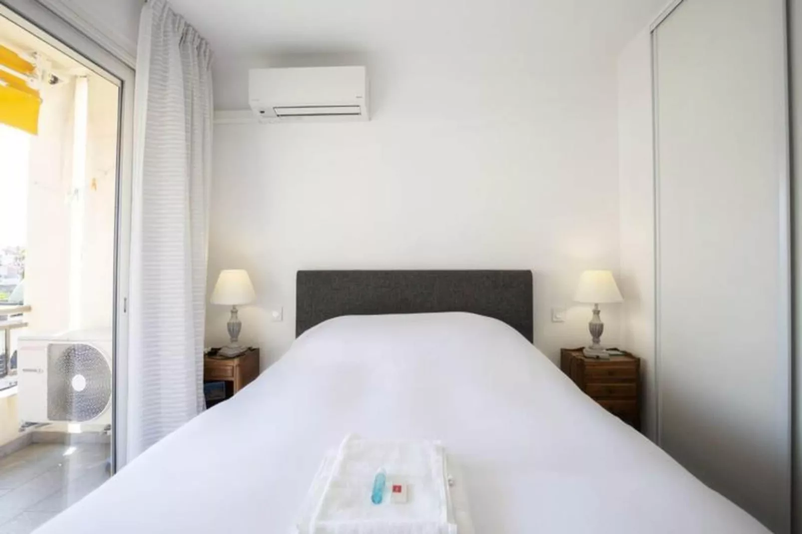 Résidence We &hearts; Cannes ! Cosy 3 Pi&egrave;ces Tout Confort Avec Terrasse Cannes Centre-Buitenkant zomer