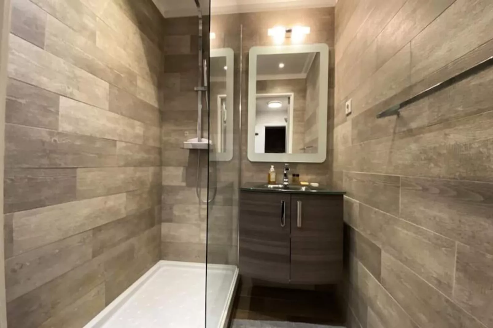 06bf - Appartement 7 Pers Face Aux Pistes-Image-tags.