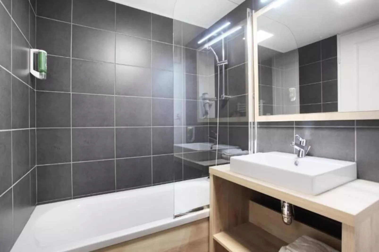 Appart'hôtel Odalys Le Clos de la Chartreuse***-Image-tags.