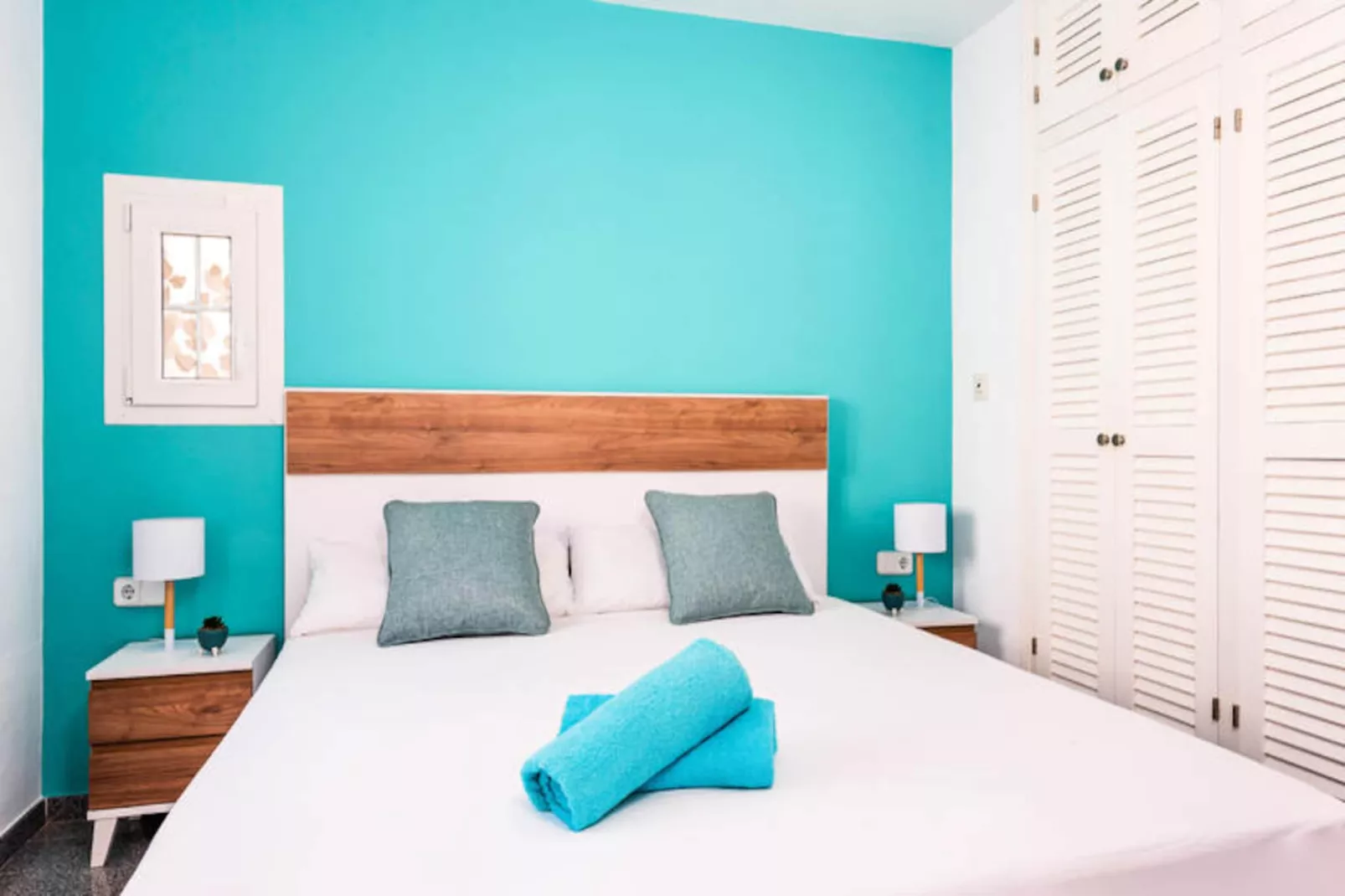 Appartements à Son Bou-Image-tags.