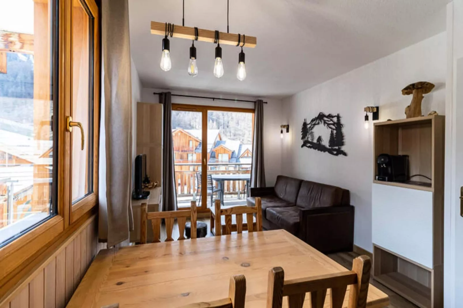 Résidence Le Balcon Des Airelles-Eetkamer