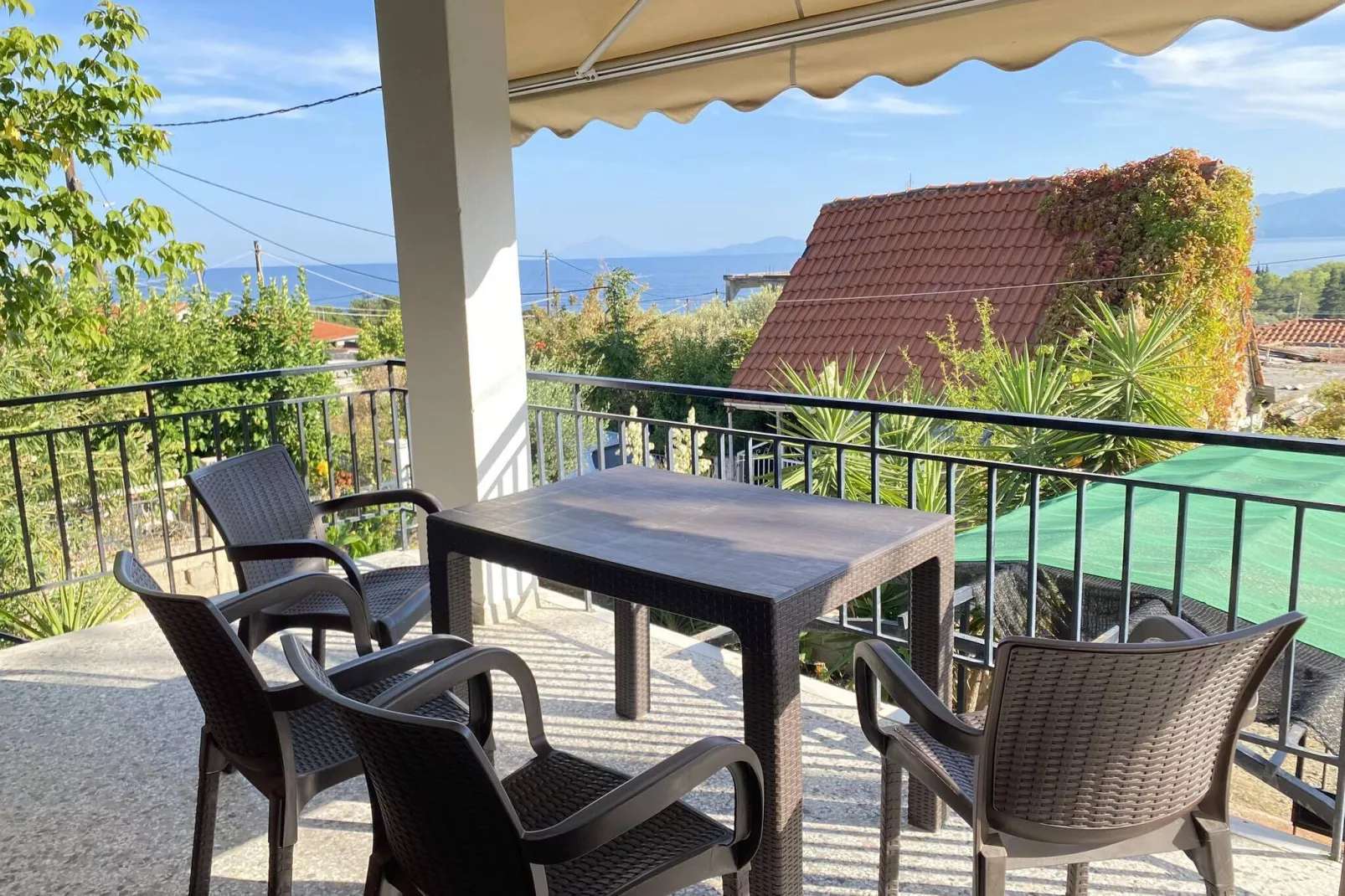 Bungalow with ocean view-Terrasbalkon