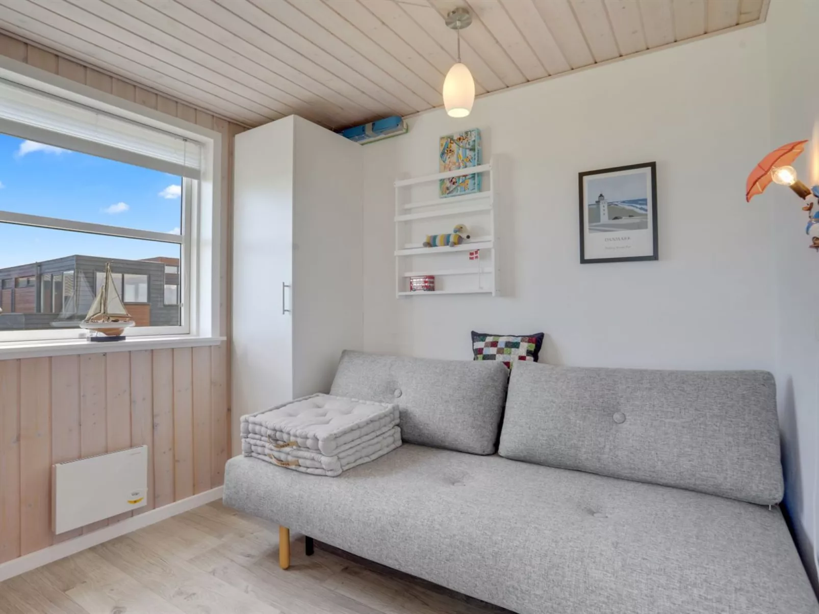 "Anthea" - 450m from the sea-Binnen