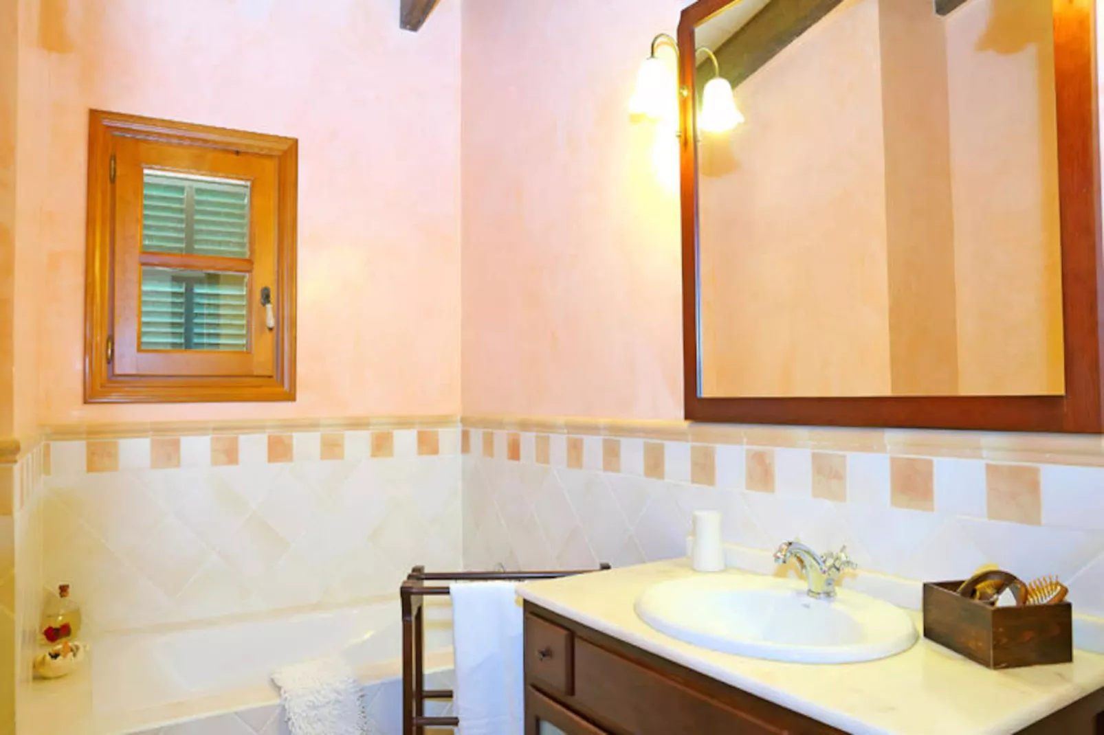 Maison à Sineu-Image-tags.