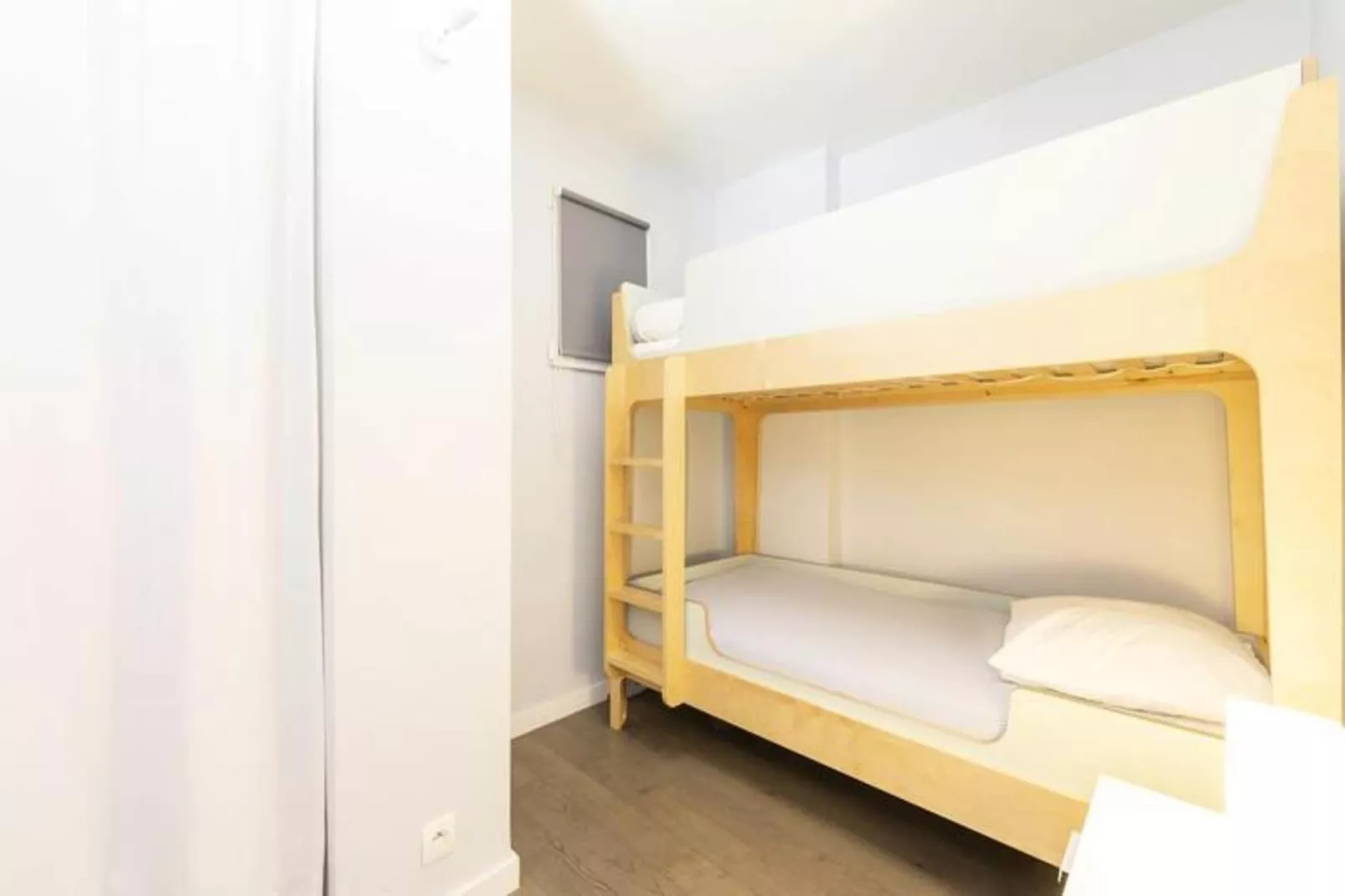 Résidence Moderne Appartement 2 Chambres/1 Salle De Bain, Terrasse Calme/aper&ccedil;u Mer-Slaapkamer