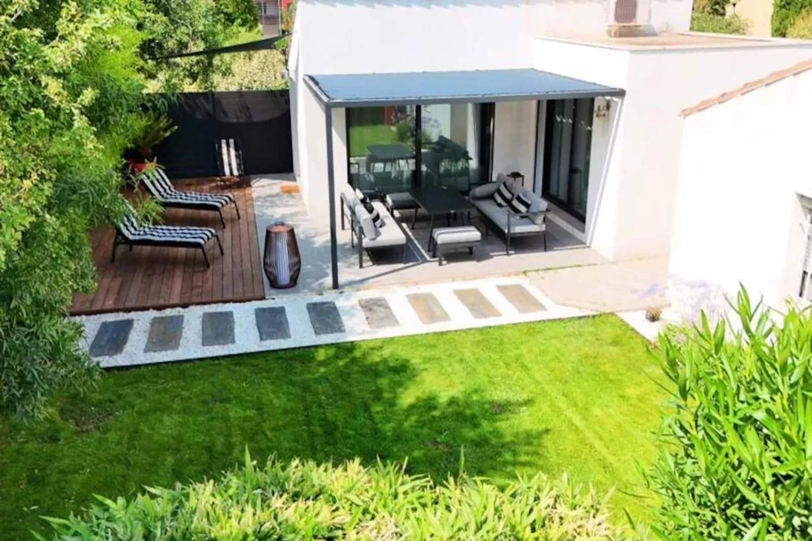 La Cabane Du Cap : Maisonnette &agrave; Aix-Image-tags.