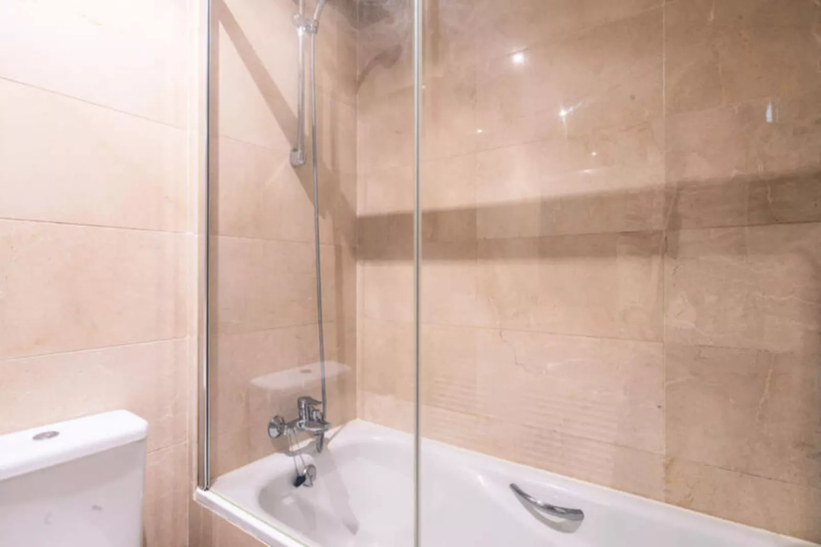 Appartements à Ojen-Image-tags.