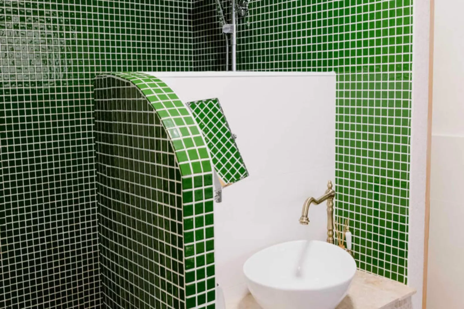 Studio à Nîmes-Badkamer