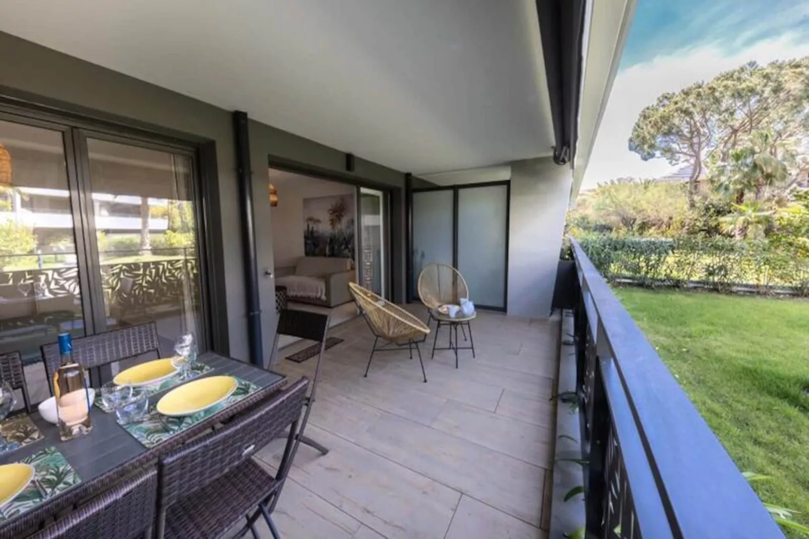 06ah - Superbe T2 Les Pieds Dans L'eau - Piscine-Image-tags.