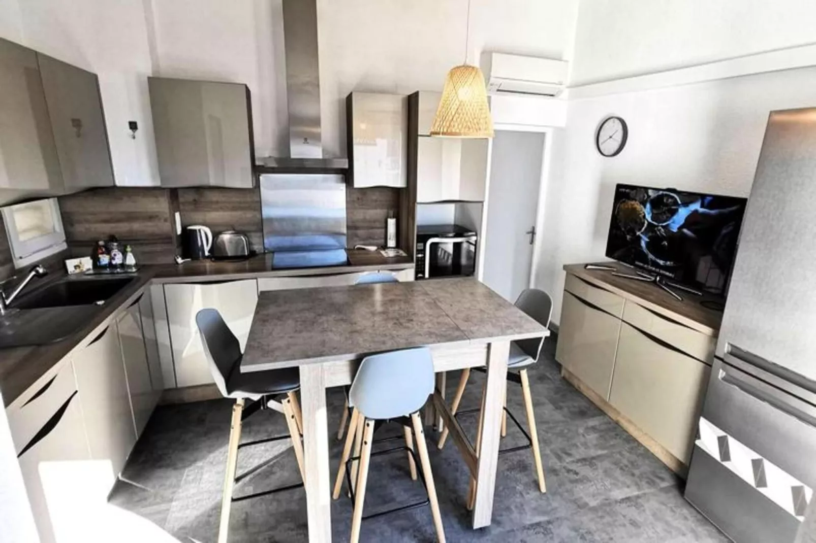 Résidence Les Zodiaques-Eetkamer