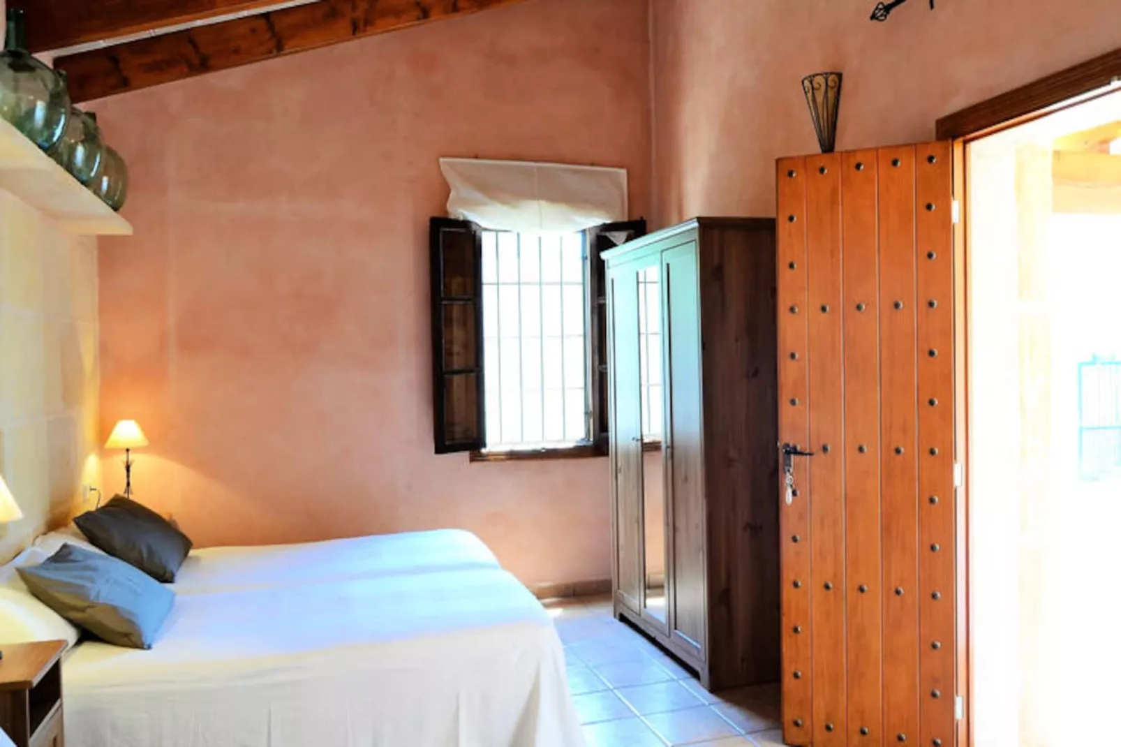 Maison à Son Serra de Marina-Image-tags.