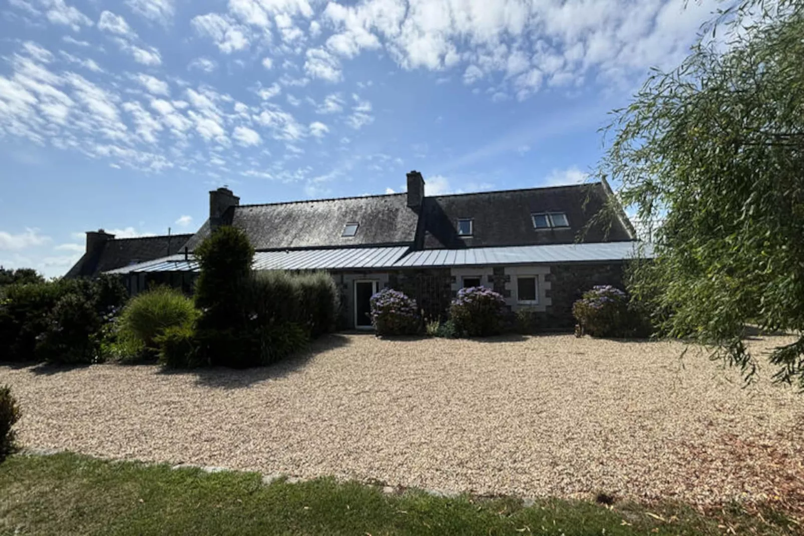 Maison à Plougrescant-Image-tags.