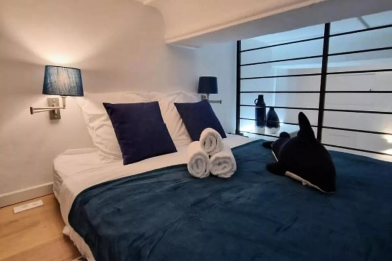 06a4 - Situation Exceptionnelle Au Port De Nice-Slaapkamer