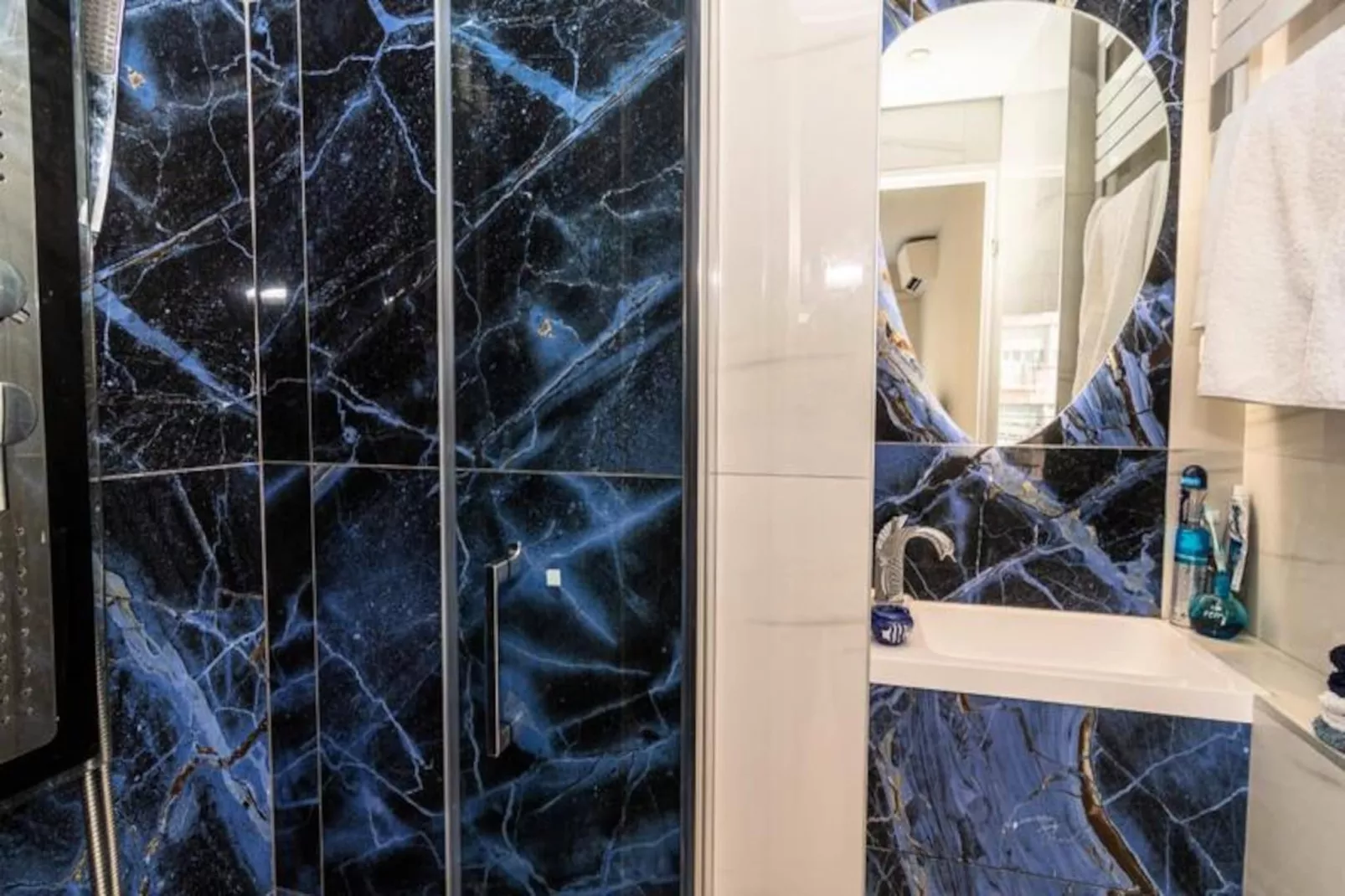 Superbe 3 Pcs Premium Vue Mer Pointe Croisette Iles Lérins Olam Properties-Image-tags.