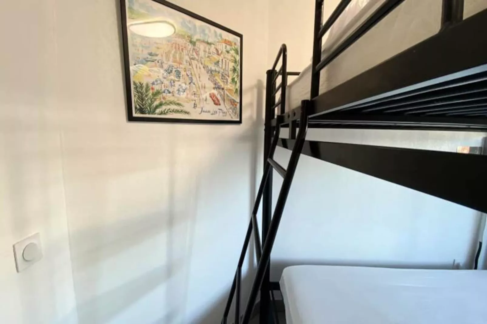 06ch : Beau T3 Avec Terrasse - 300m Parc Exflora-Image-tags.