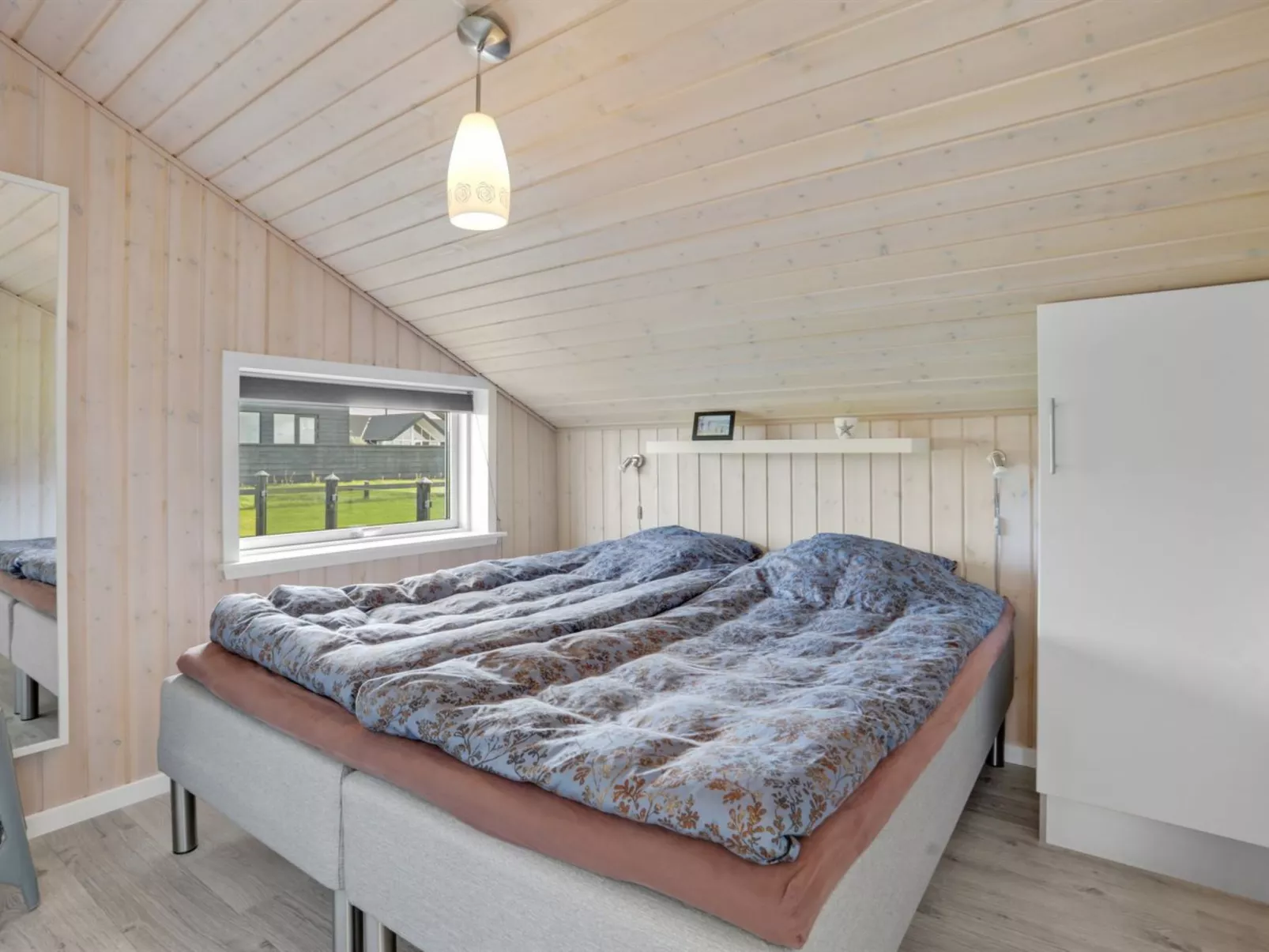 "Anthea" - 450m from the sea-Binnen