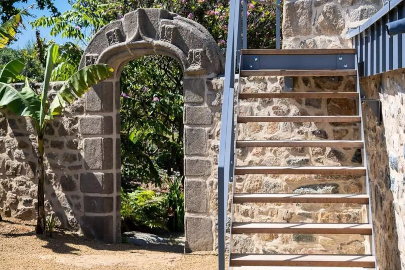 Maison à Perros-Guirec-Image-tags.