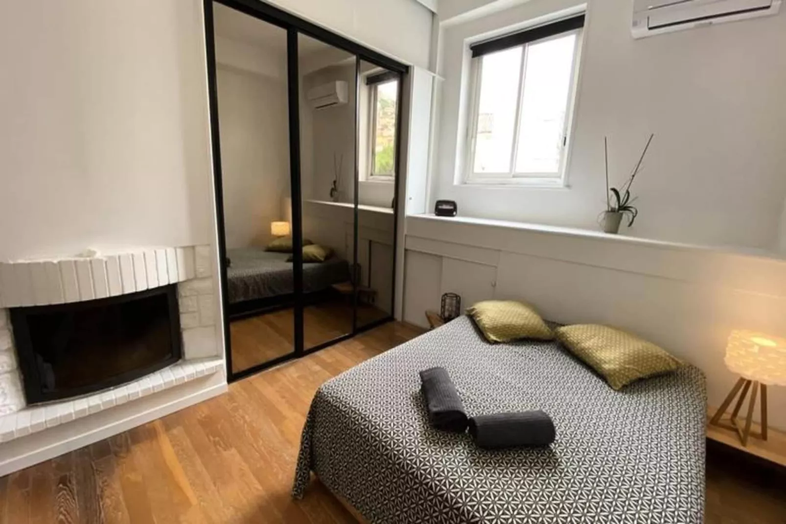 06bx : Superbe Loft - 100m2 - 6 Personnes-Buitenkant zomer