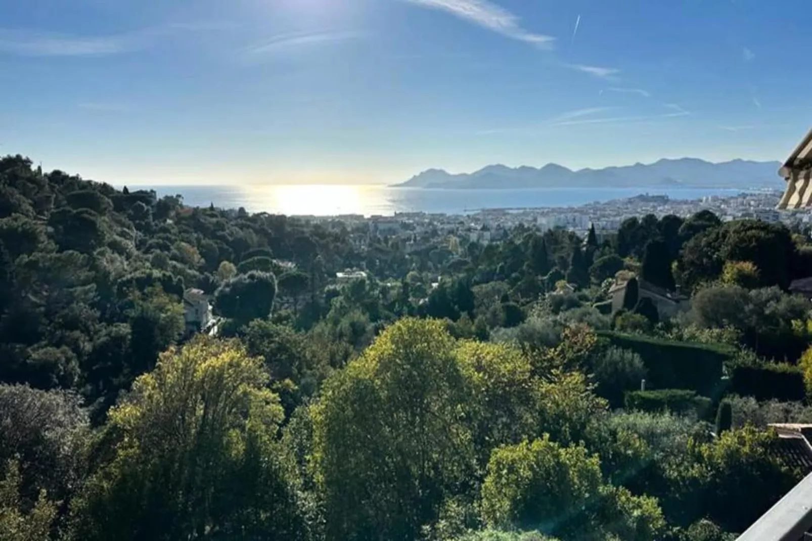 Résidence We &hearts; Cannes ! Vue Mer Incroyable 2 Chambres La Vista-Uitzicht zomer