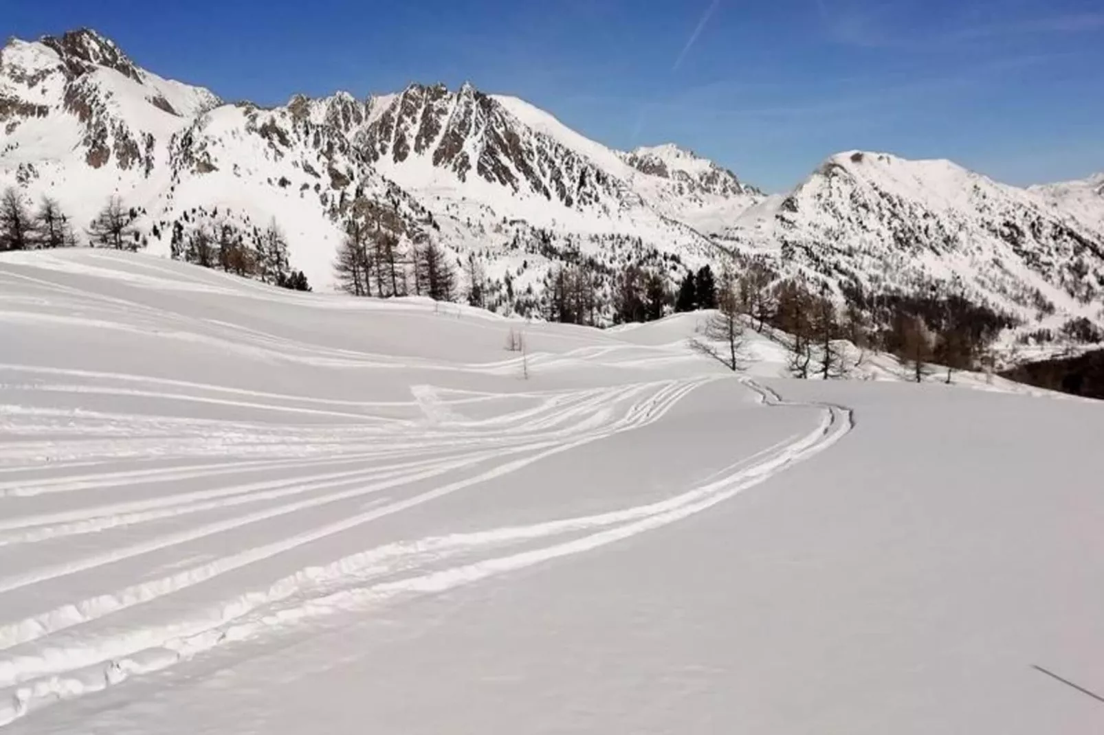 Résidence St Pierre B9-Buitenkant zomer