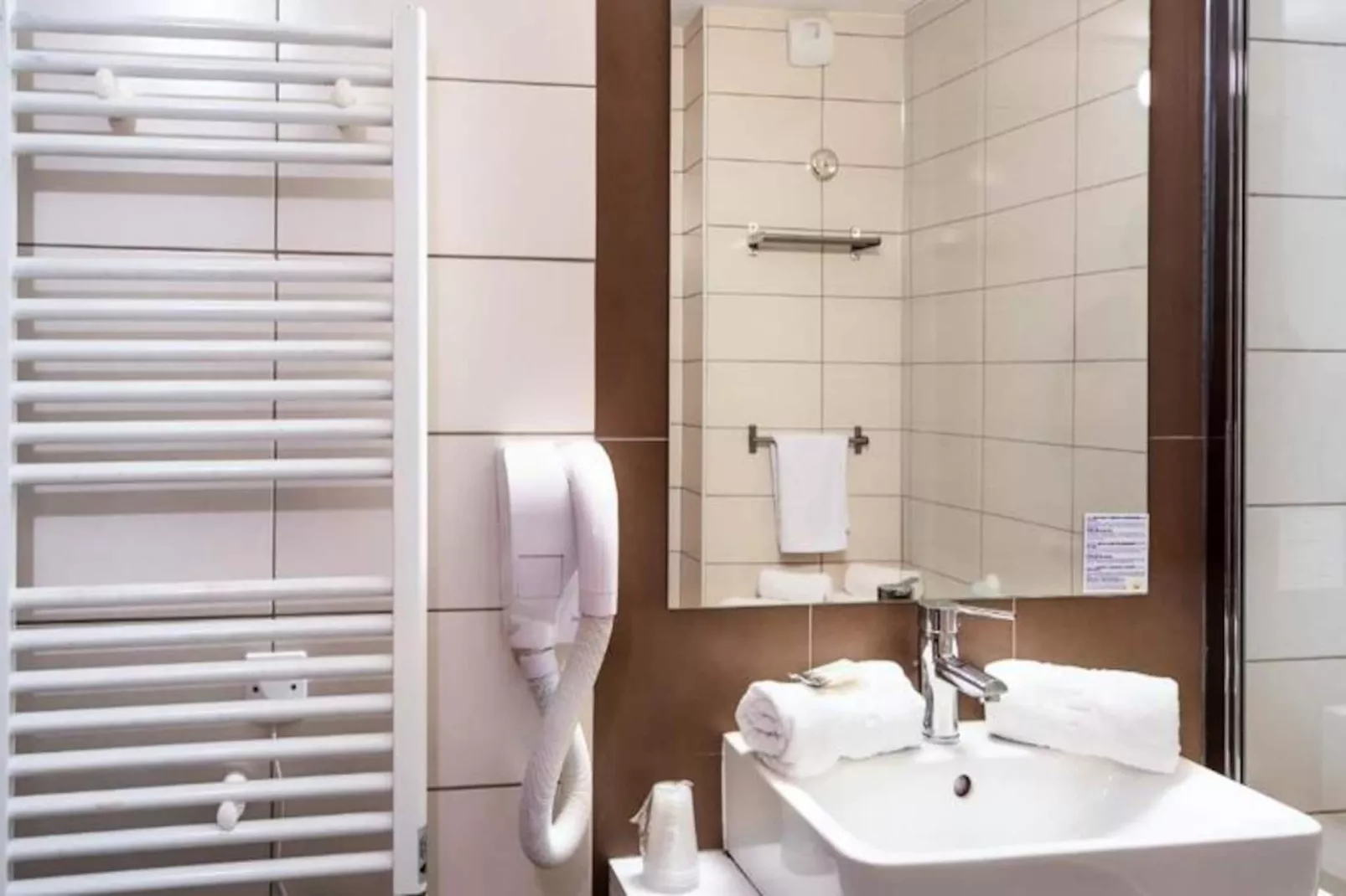 SOWELL RÉSIDENCES New Chastillon****-Image-tags.