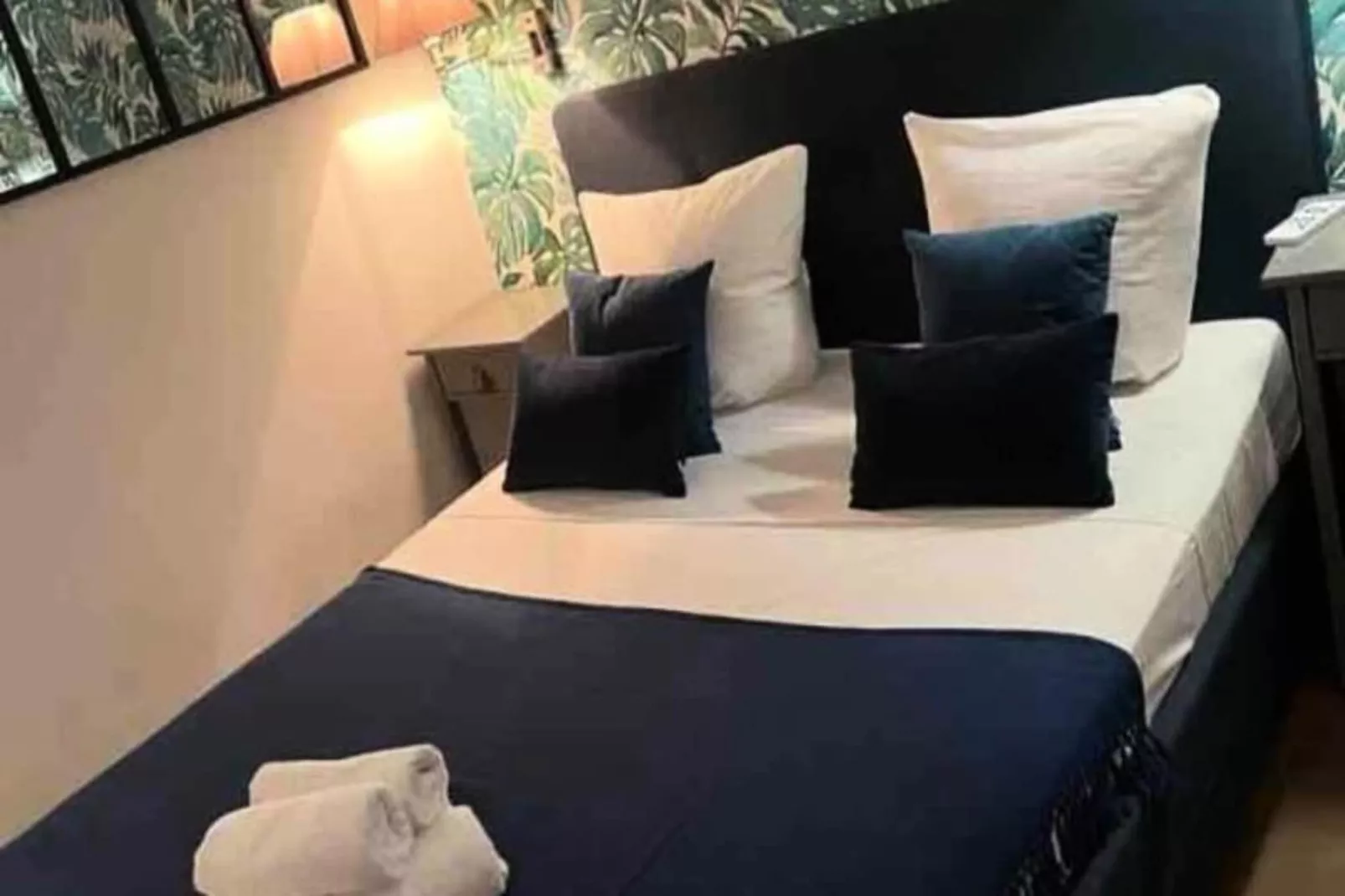 06a4 - Situation Exceptionnelle Au Port De Nice-Slaapkamer