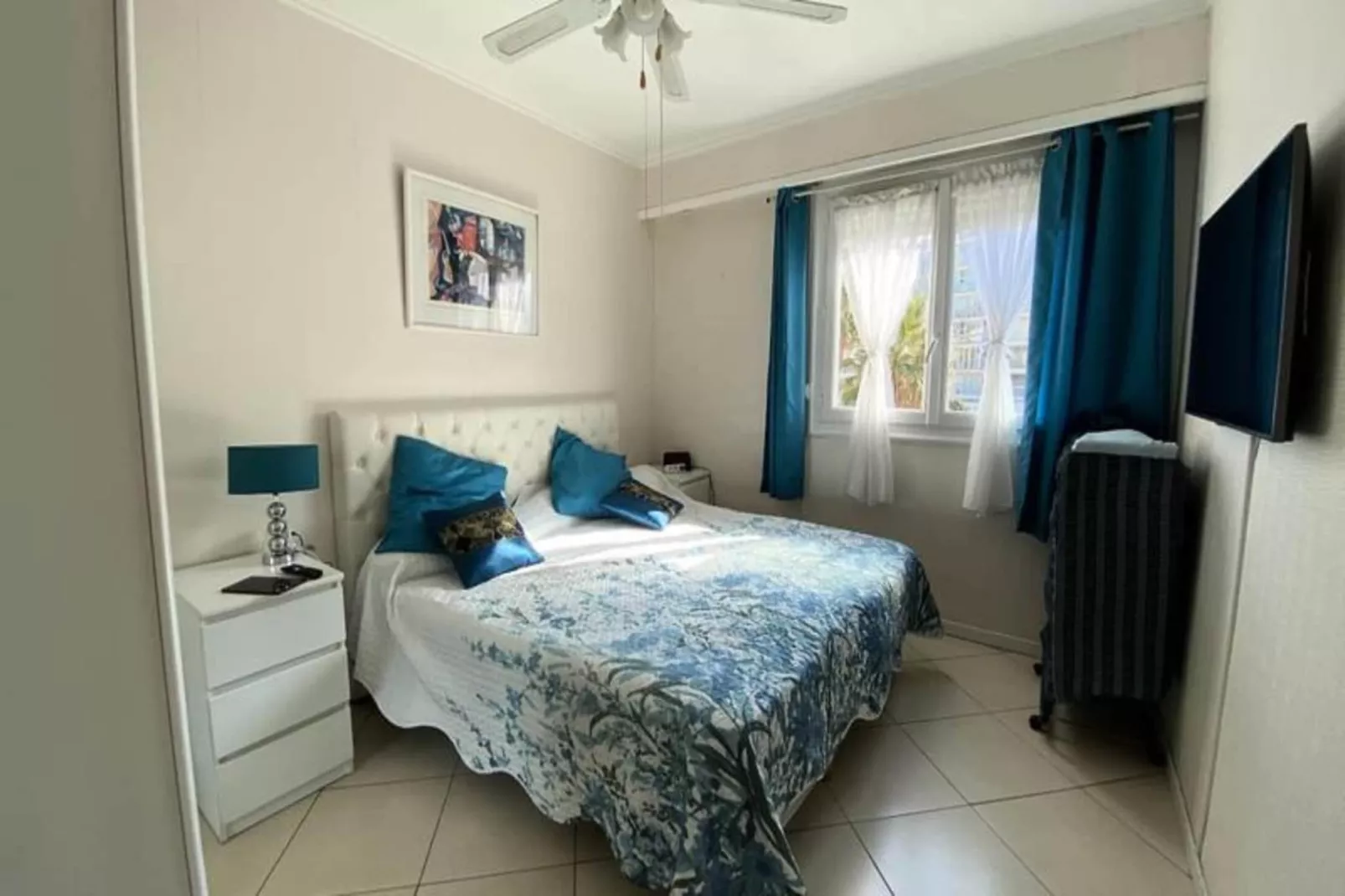 Résidence 2 Pi&egrave;ces Plein Sud &agrave; 300m De La Croisette ☀live In Le Bosquet☀-Slaapkamer