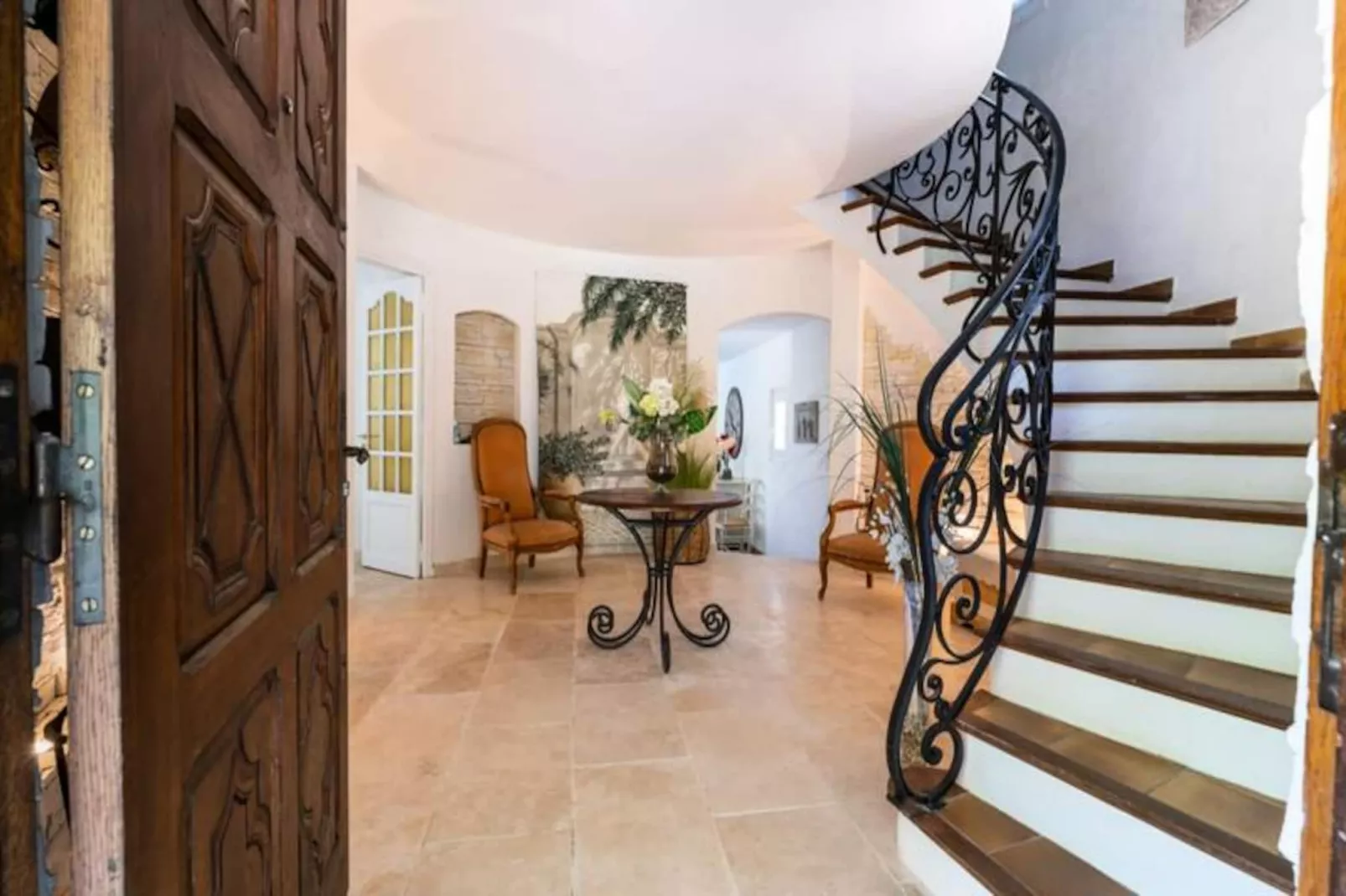 La Ch&ecirc;neraie. Proche Alpilles Et Luberon, Piscine Chauff&eacute;e-Image-tags.