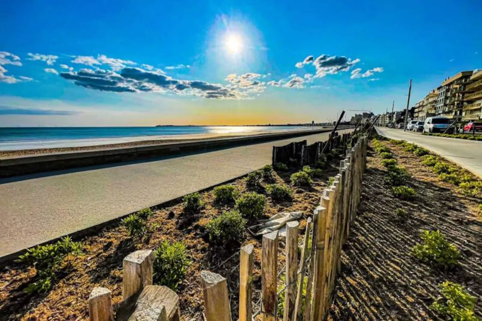 Maison R&eacute;gent & Spa - Un Balcon Sur La Mer-Image-tags.