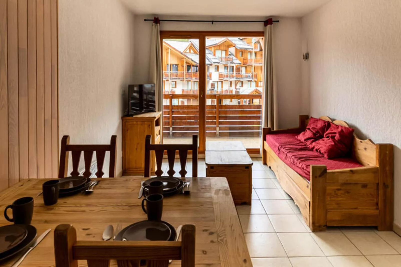 Résidence Le Balcon Des Airelles-Uitzicht zomer