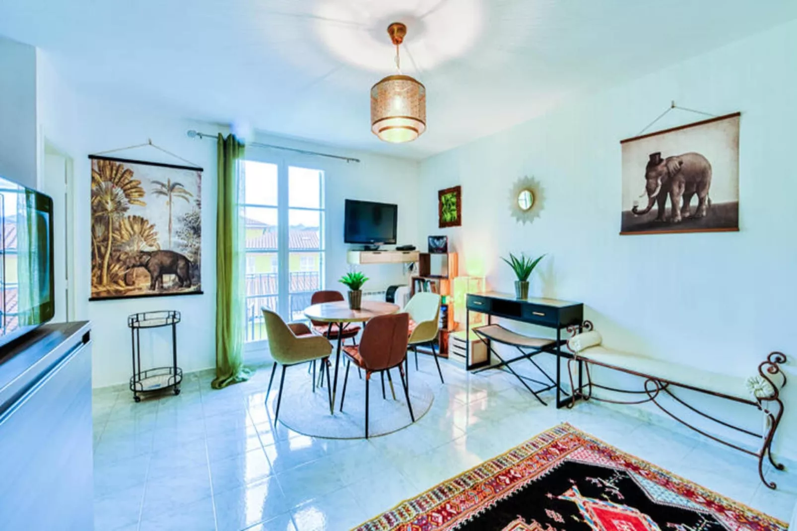 Appartements à Nice-Buitenkant zomer