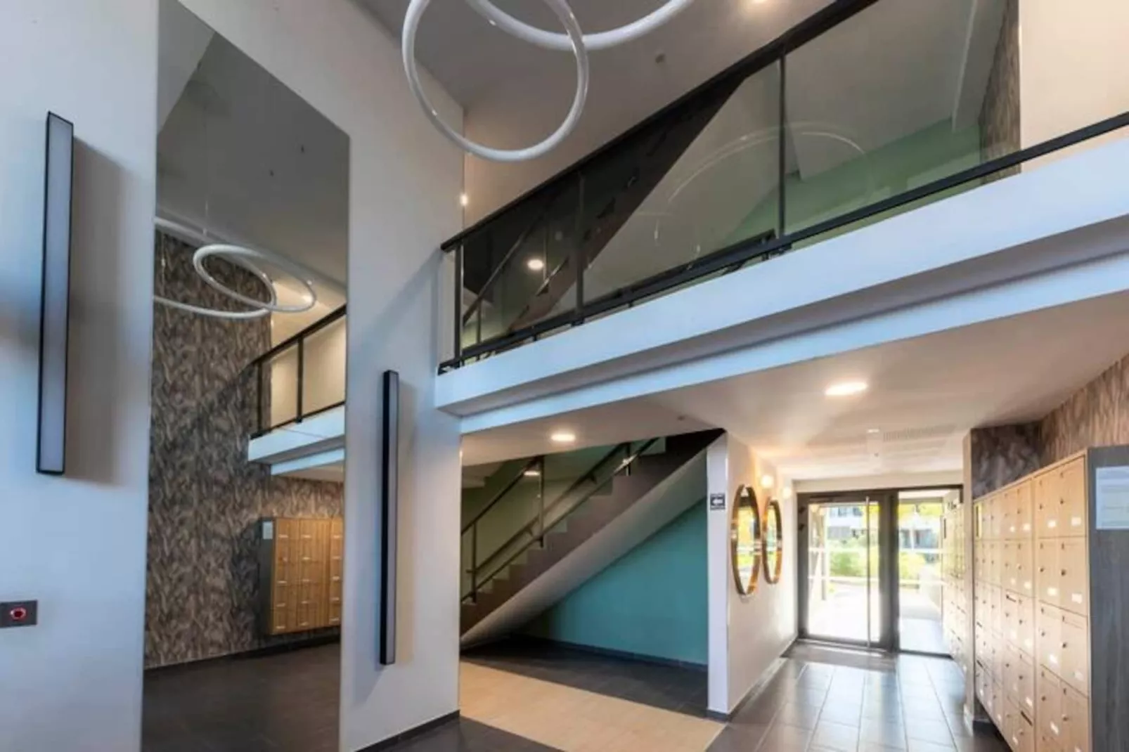 06ah - Superbe T2 Les Pieds Dans L'eau - Piscine-Image-tags.