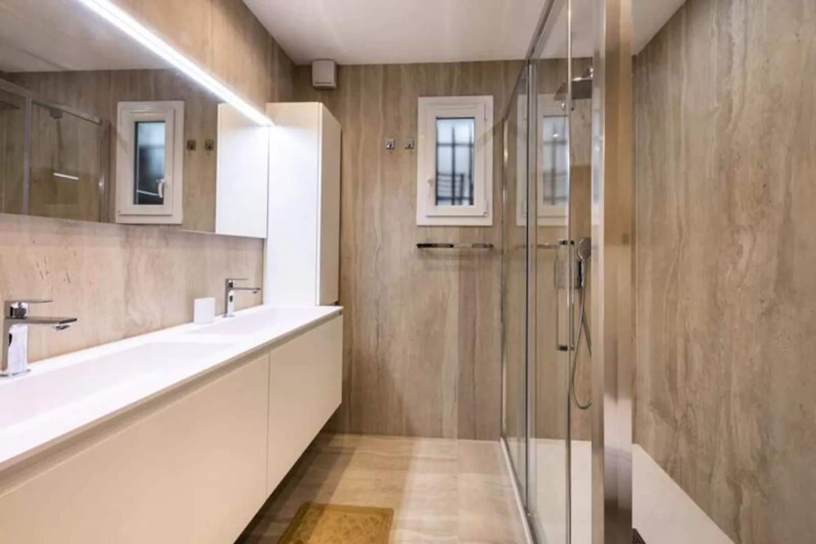 06ak1 - Villa 4 Chambres, Piscine Et Sauna-Image-tags.