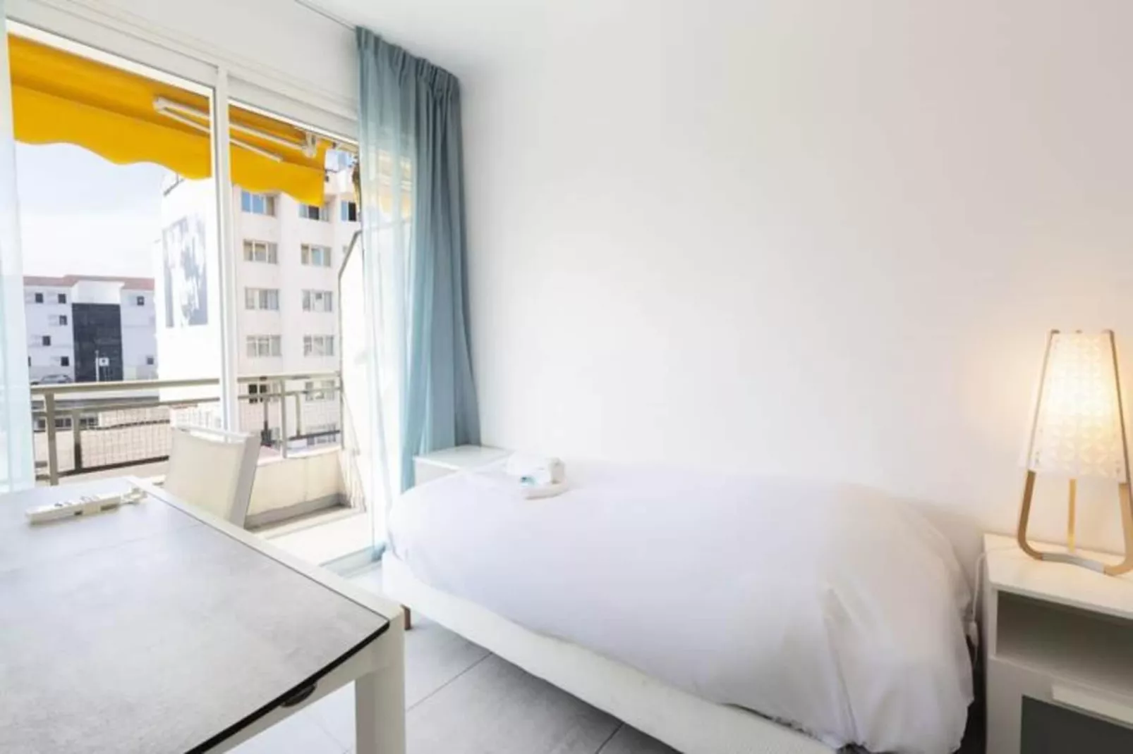 Résidence We &hearts; Cannes ! Cosy 3 Pi&egrave;ces Tout Confort Avec Terrasse Cannes Centre-Buitenkant zomer