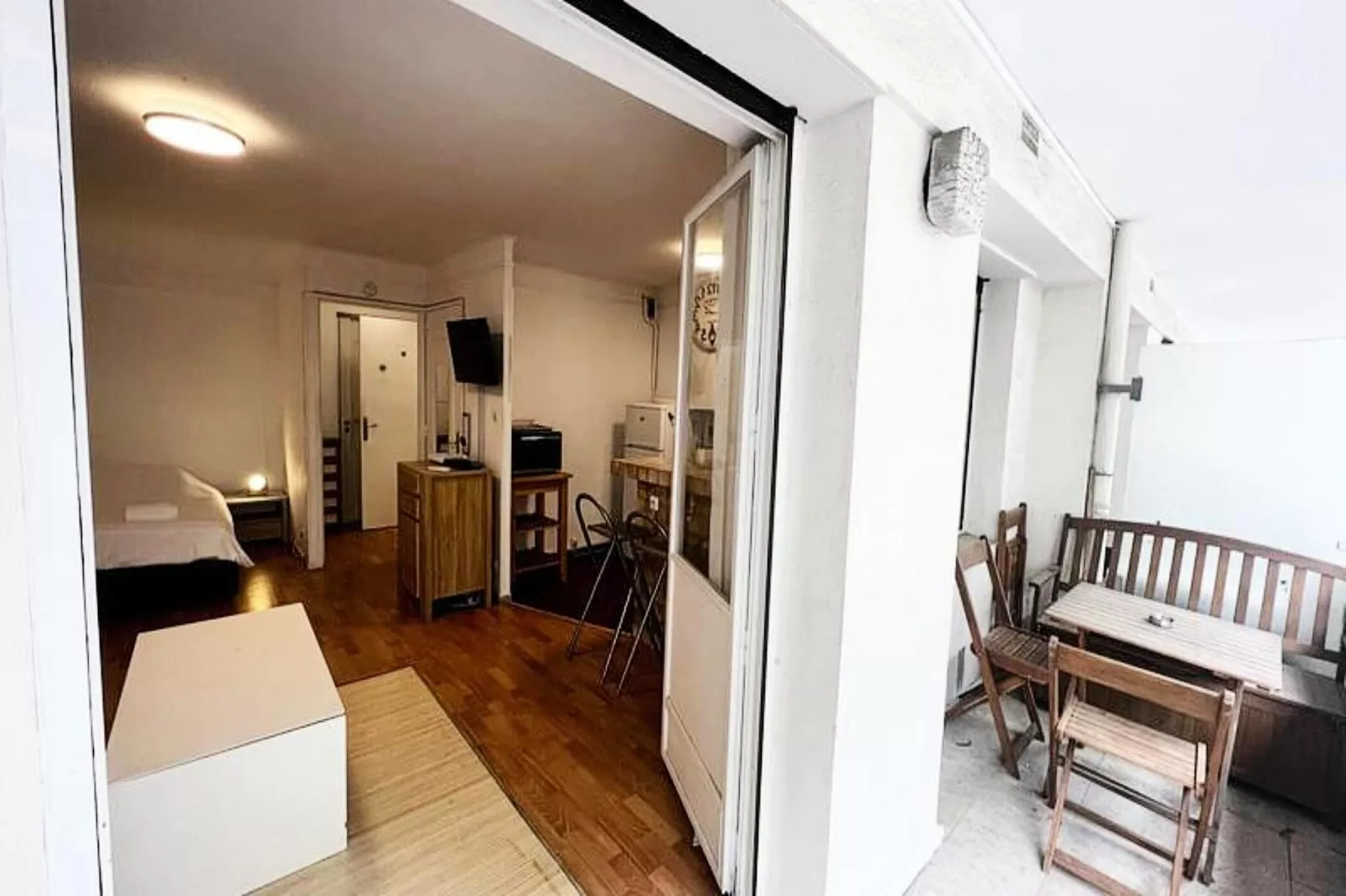 Résidence Studio Climatis&eacute; En Plein Centre Ville De Cannes &agrave; 2 Pas De Rue D'antibes-Sfeer